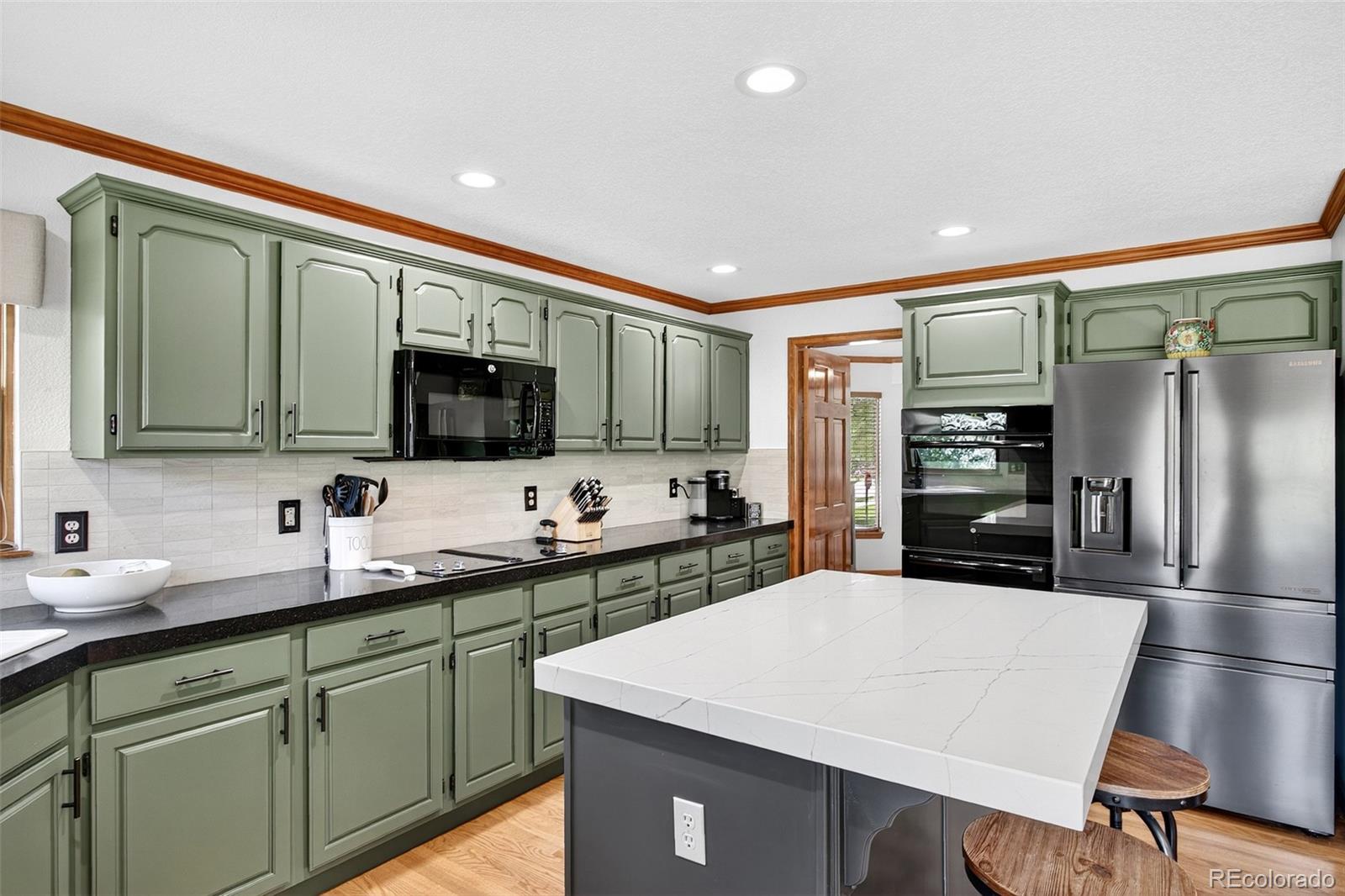 MLS Image #14 for 1  amaranth drive,littleton, Colorado
