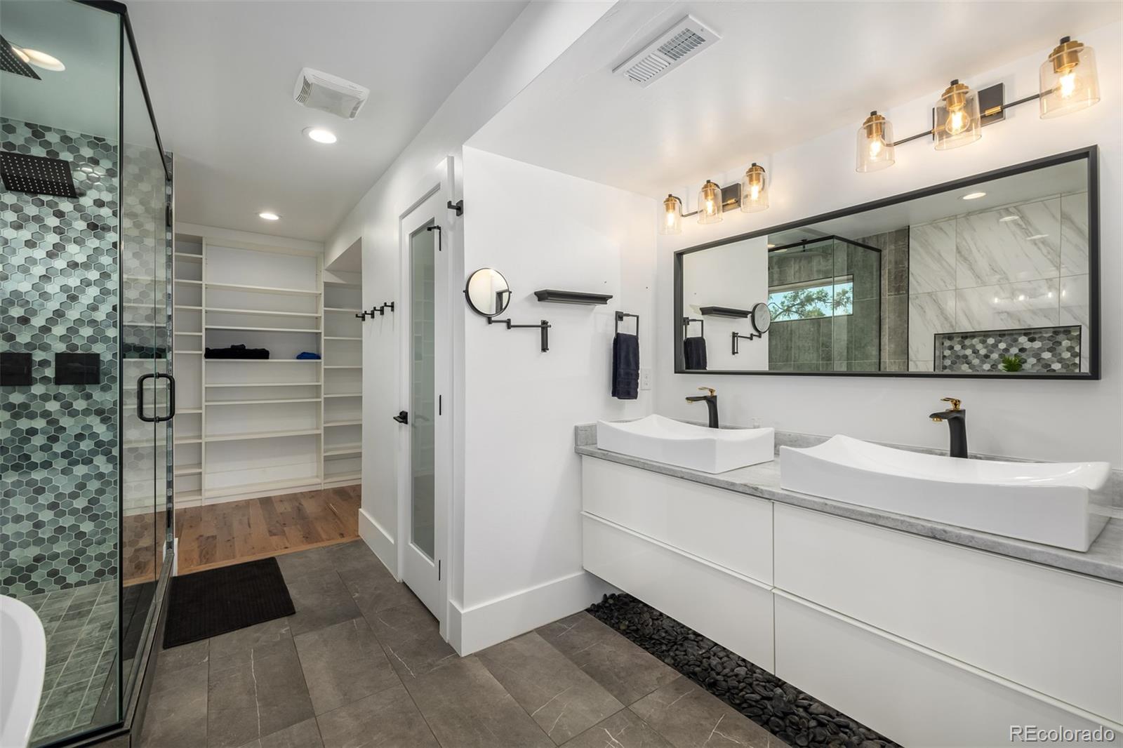 MLS Image #25 for 2636 s acoma street,denver, Colorado