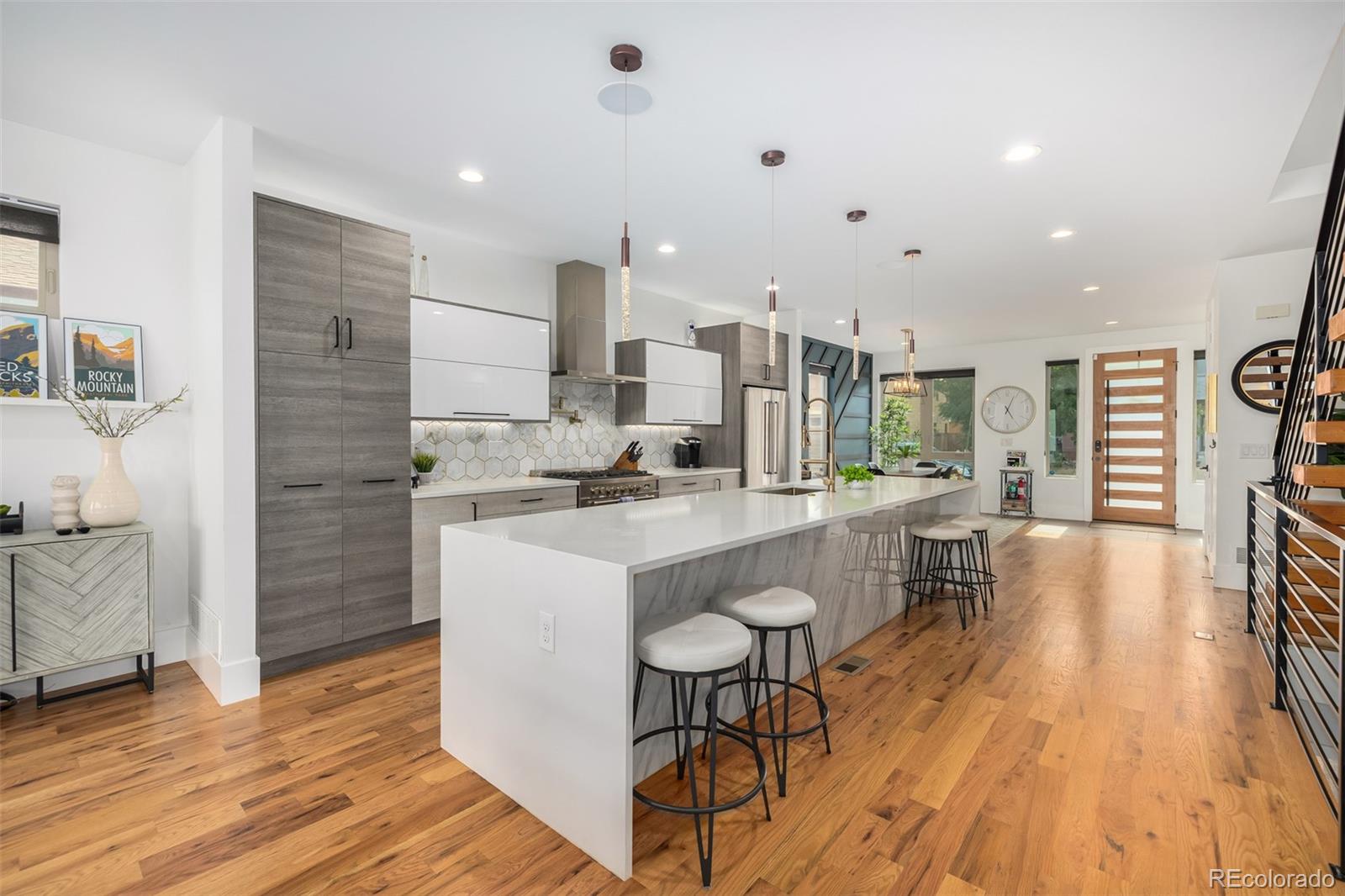 MLS Image #7 for 2636 s acoma street,denver, Colorado