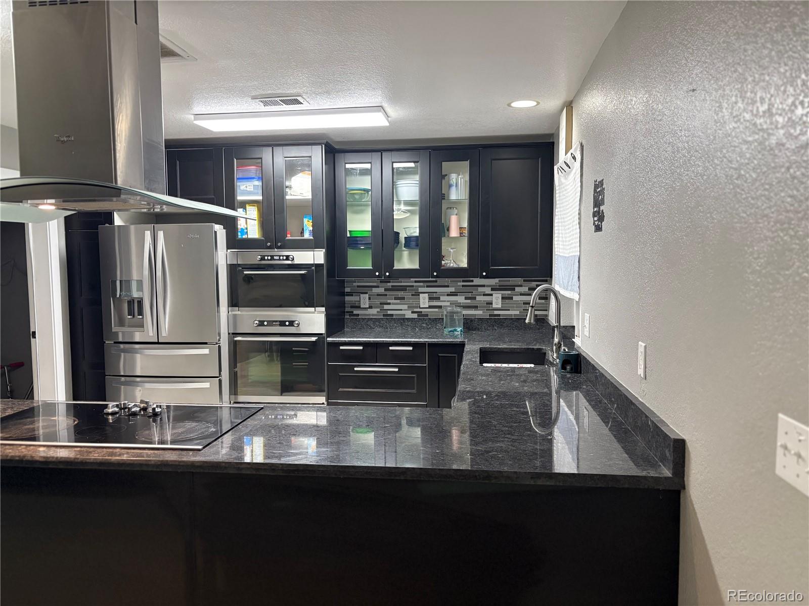 MLS Image #22 for 5570  halifax street,denver, Colorado