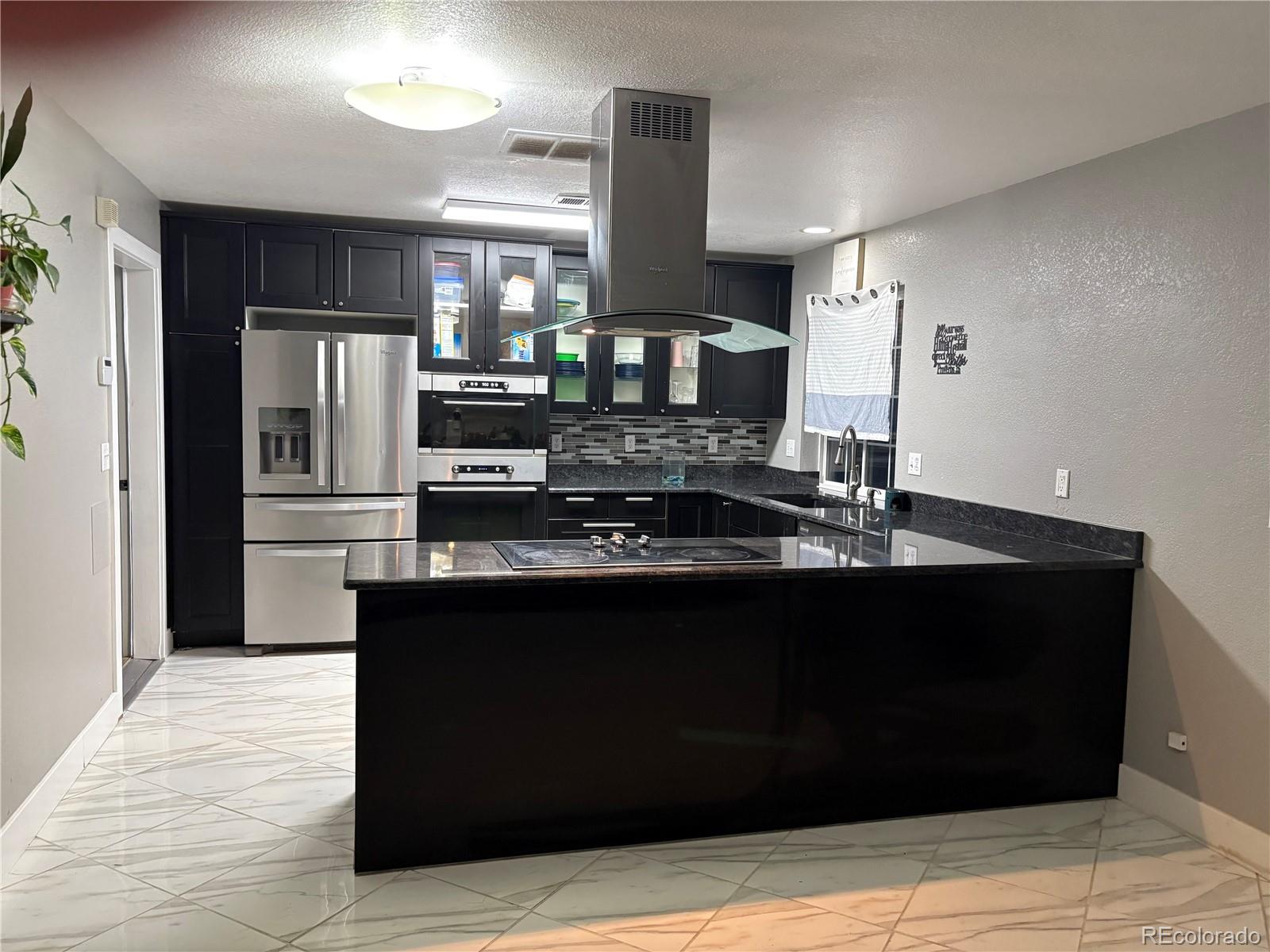 MLS Image #7 for 5570  halifax street,denver, Colorado