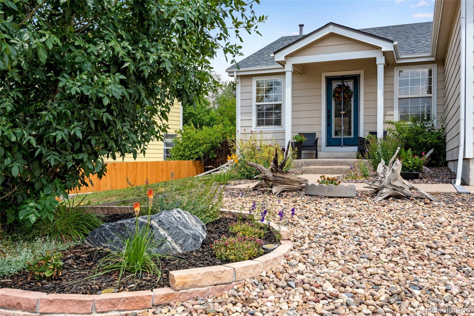 MLS Image #2 for 5466 s shawnee way,aurora, Colorado