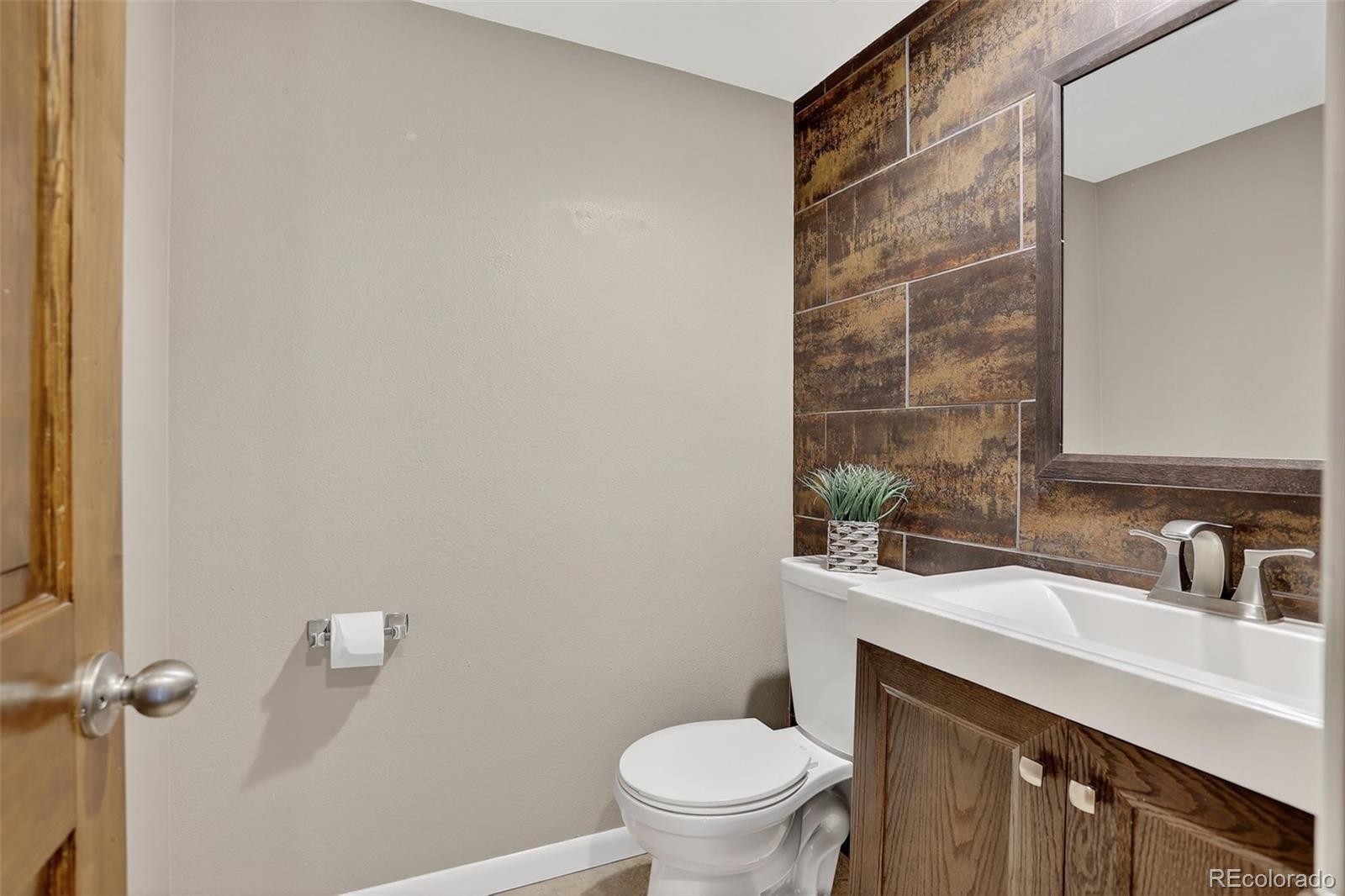 MLS Image #16 for 7643 s cove circle,centennial, Colorado