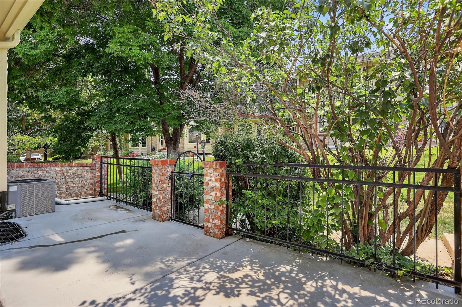 MLS Image #3 for 7643 s cove circle,centennial, Colorado