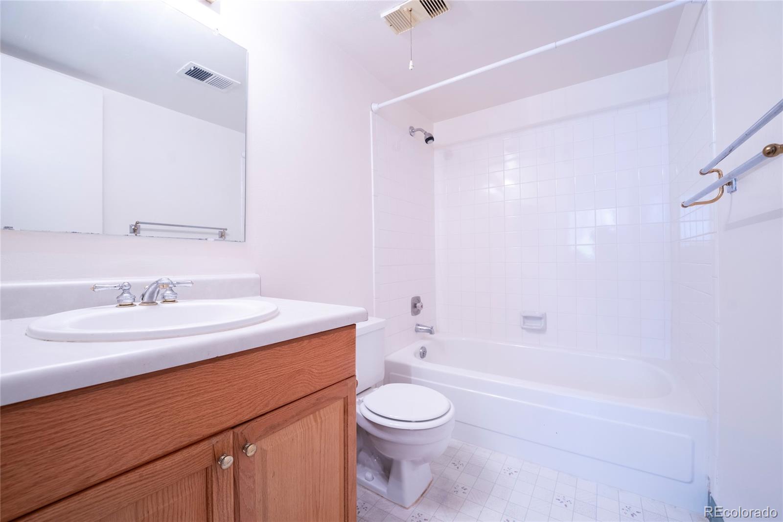 MLS Image #12 for 12506 e cornell avenue,aurora, Colorado