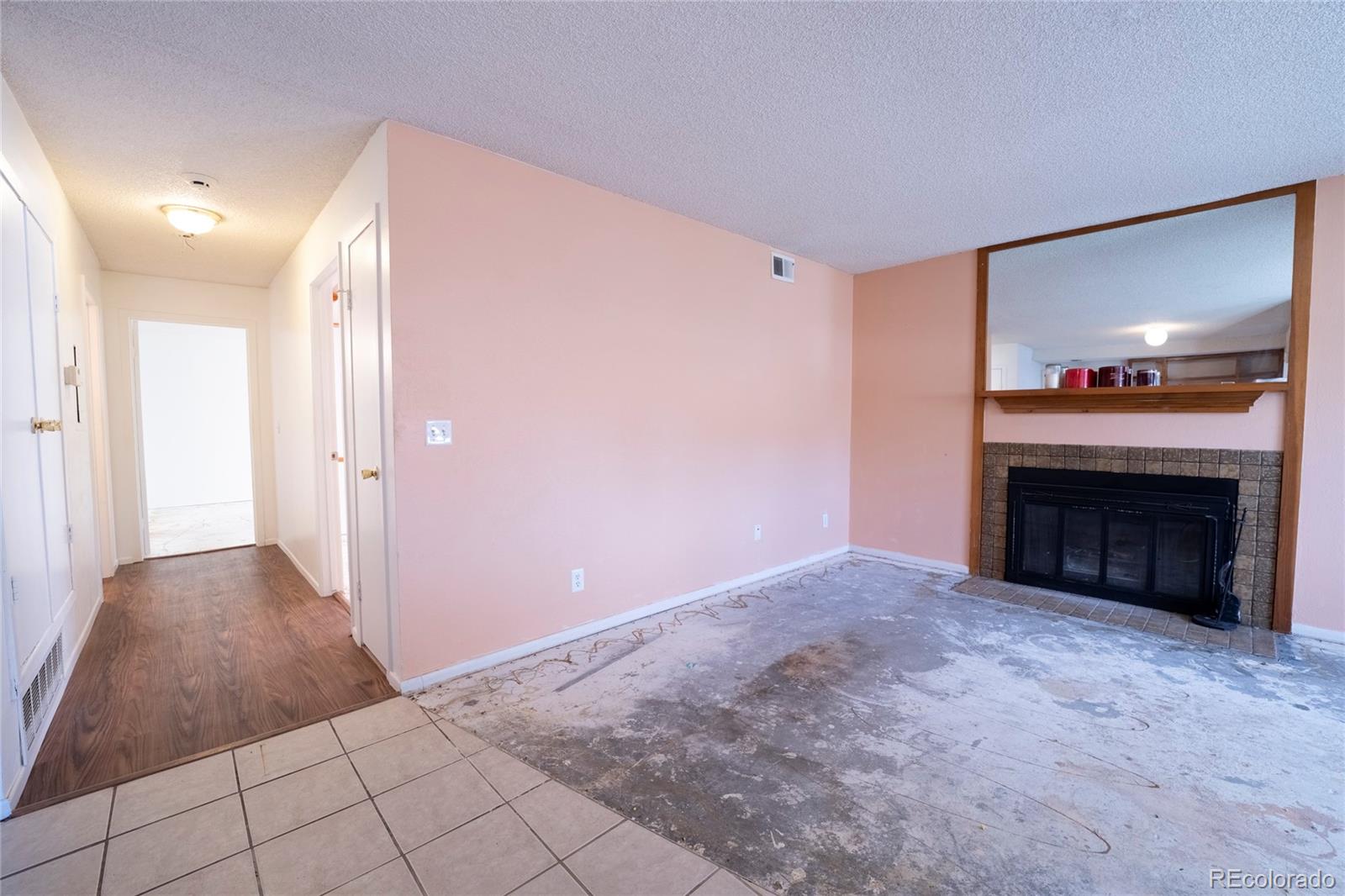 MLS Image #3 for 12506 e cornell avenue,aurora, Colorado
