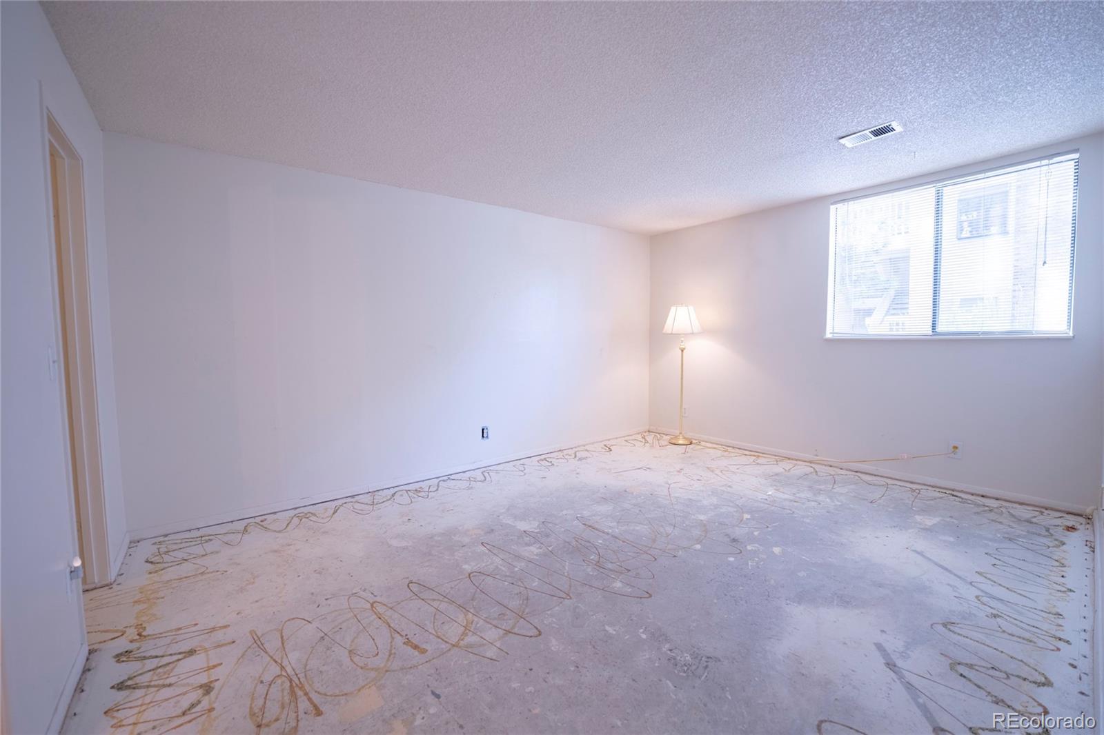 MLS Image #9 for 12506 e cornell avenue,aurora, Colorado