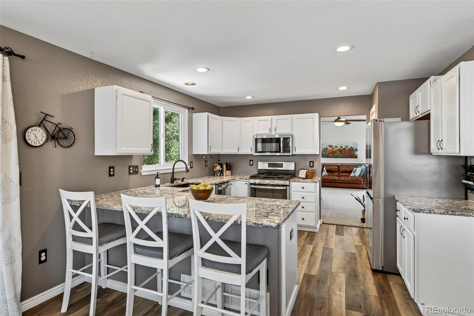 MLS Image #11 for 2345  lake avenue,thornton, Colorado