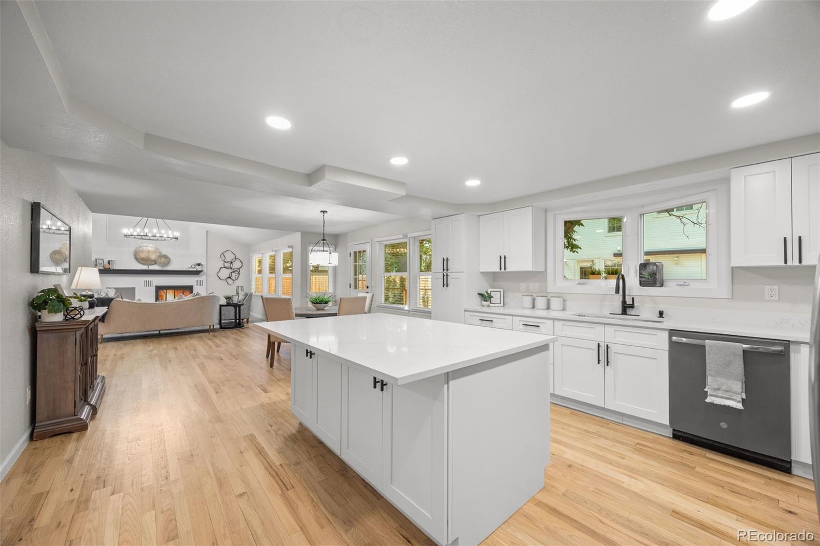 MLS Image #12 for 15062 e chenango avenue,aurora, Colorado