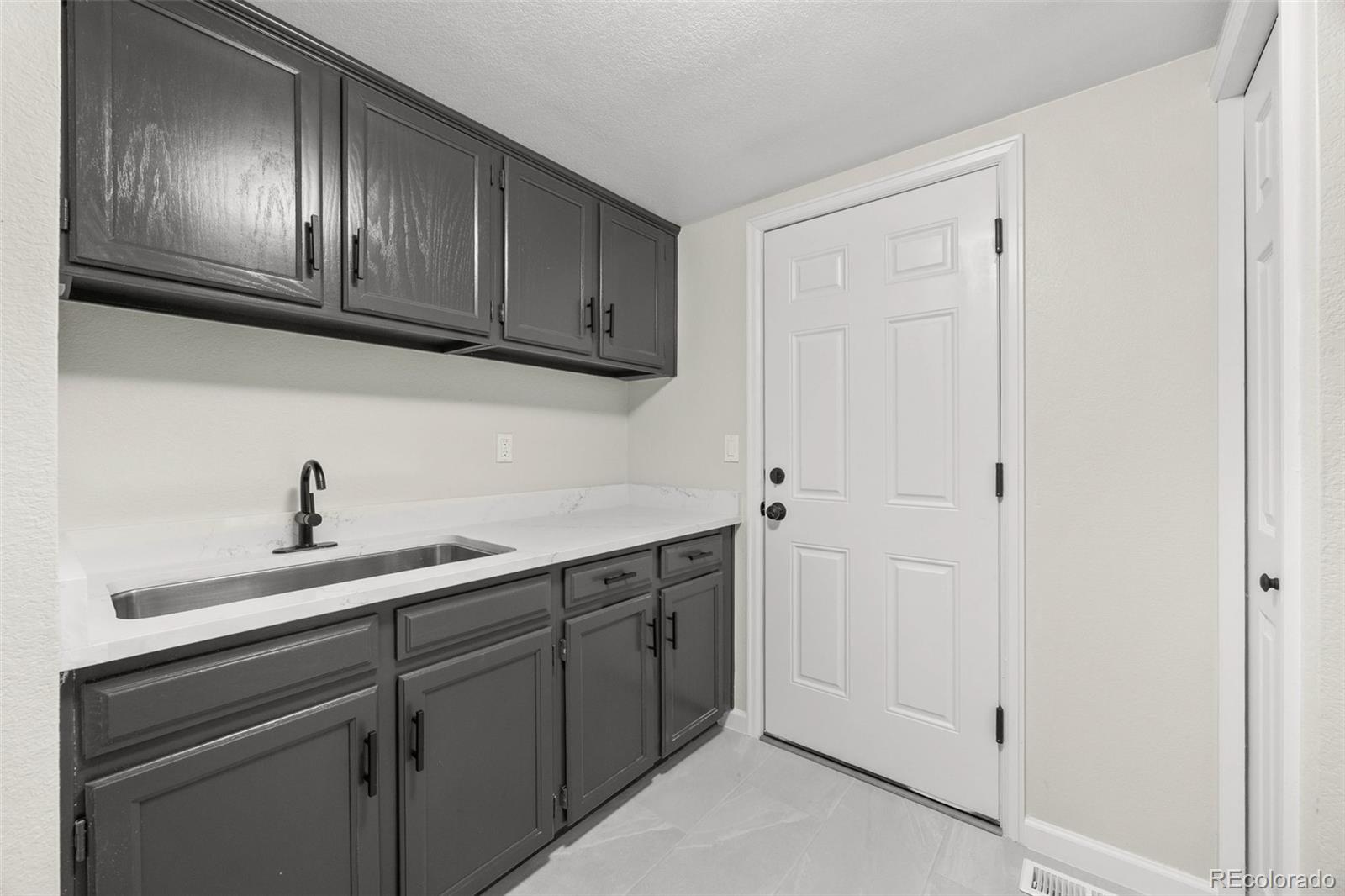 MLS Image #20 for 15062 e chenango avenue,aurora, Colorado