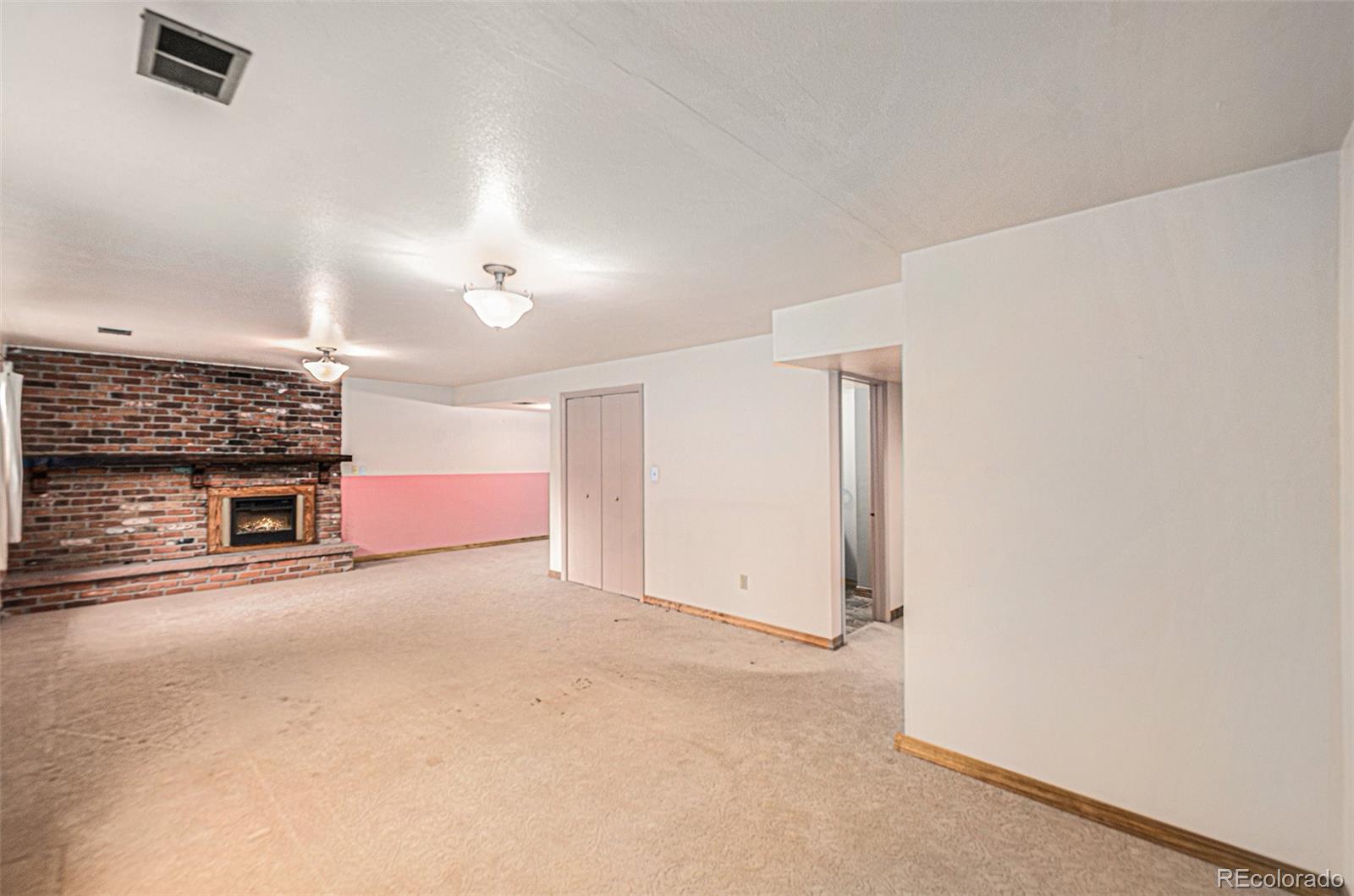 MLS Image #14 for 2719 s eaton way,denver, Colorado
