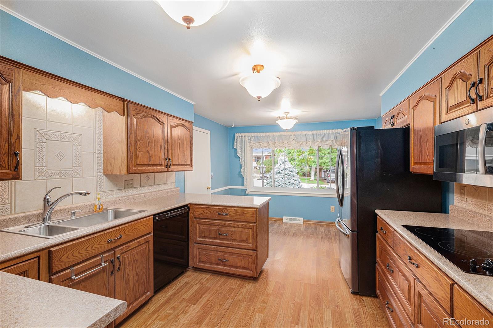 MLS Image #6 for 2719 s eaton way,denver, Colorado