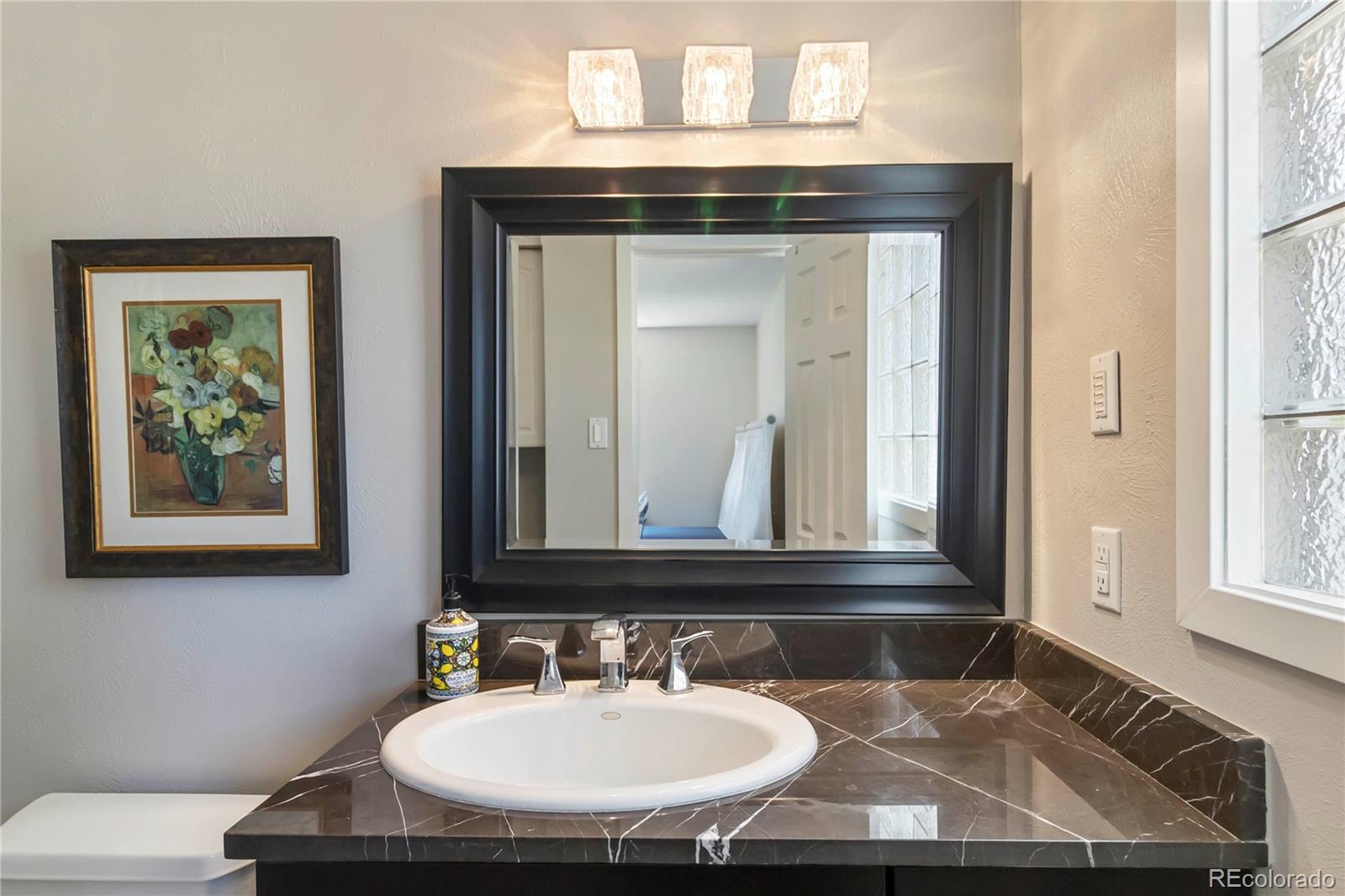 MLS Image #16 for 1709 s kearney street,denver, Colorado