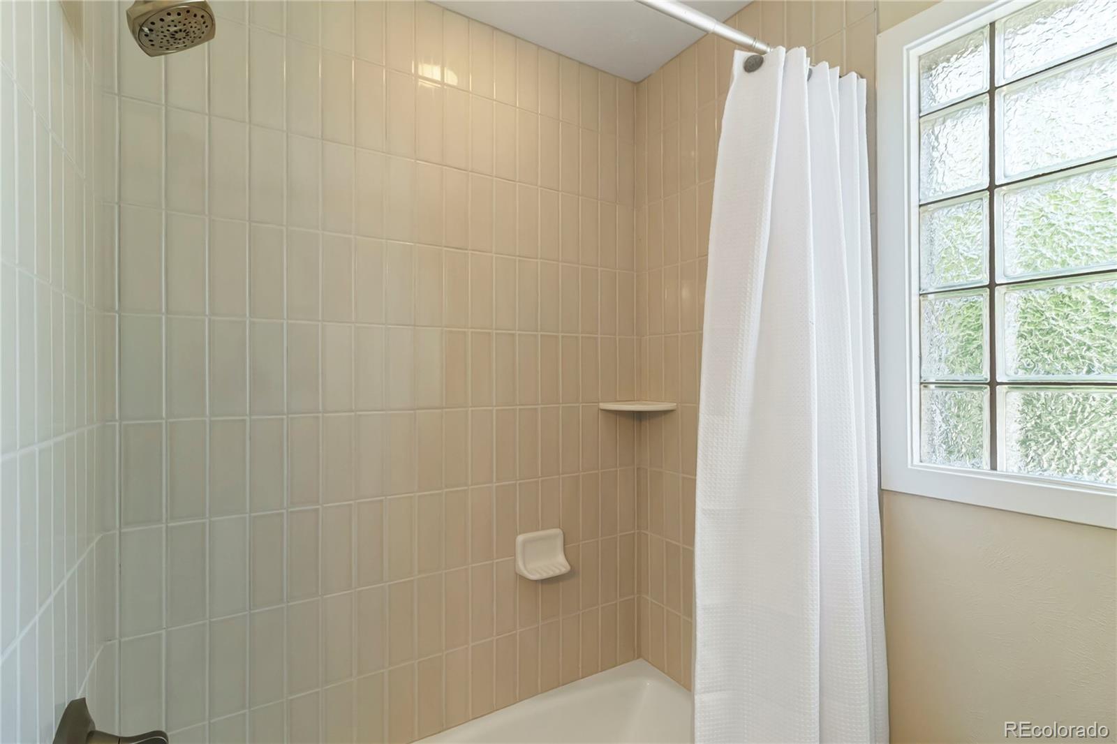 MLS Image #21 for 1709 s kearney street,denver, Colorado