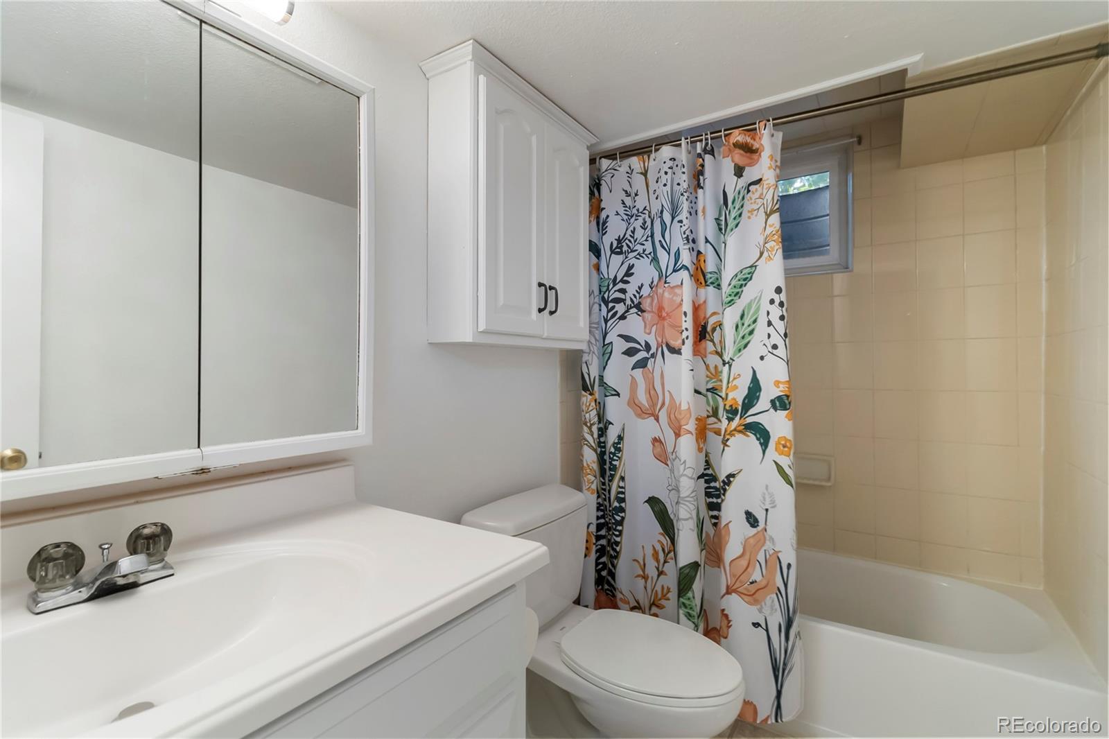 MLS Image #30 for 1709 s kearney street,denver, Colorado
