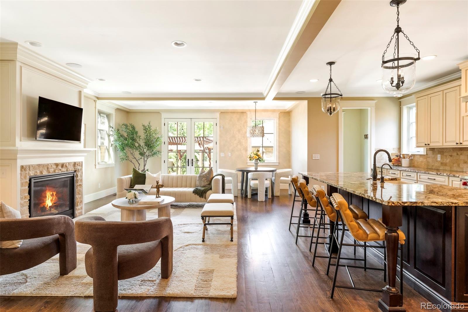 MLS Image #11 for 639 s williams street,denver, Colorado