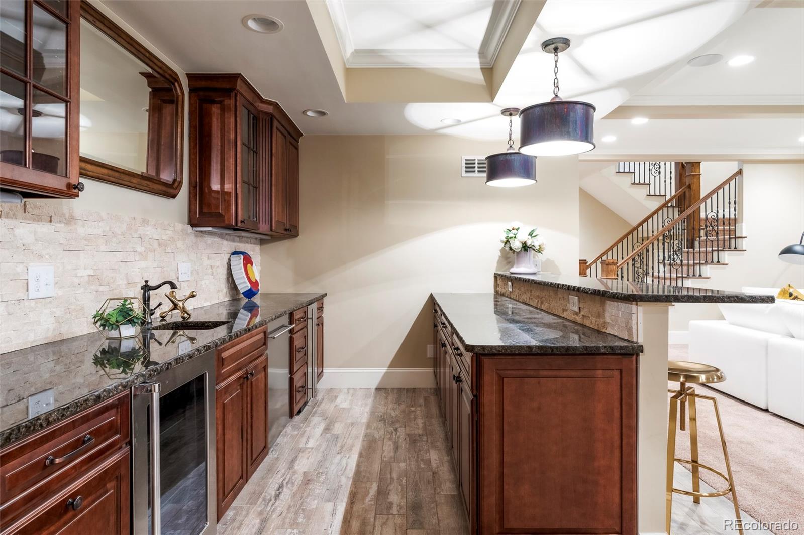MLS Image #38 for 639 s williams street,denver, Colorado