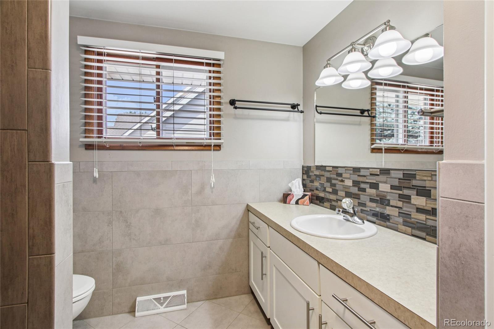 MLS Image #14 for 1718  dotsero avenue,loveland, Colorado