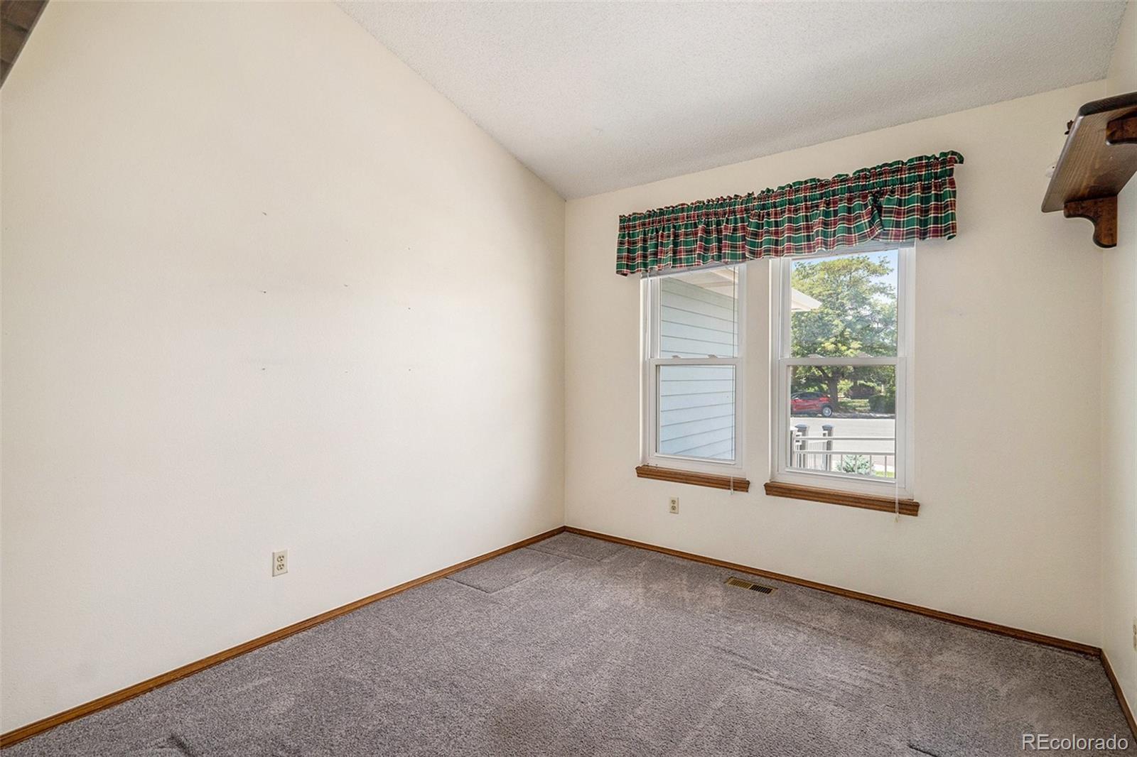 MLS Image #7 for 760 s dearborn court,aurora, Colorado