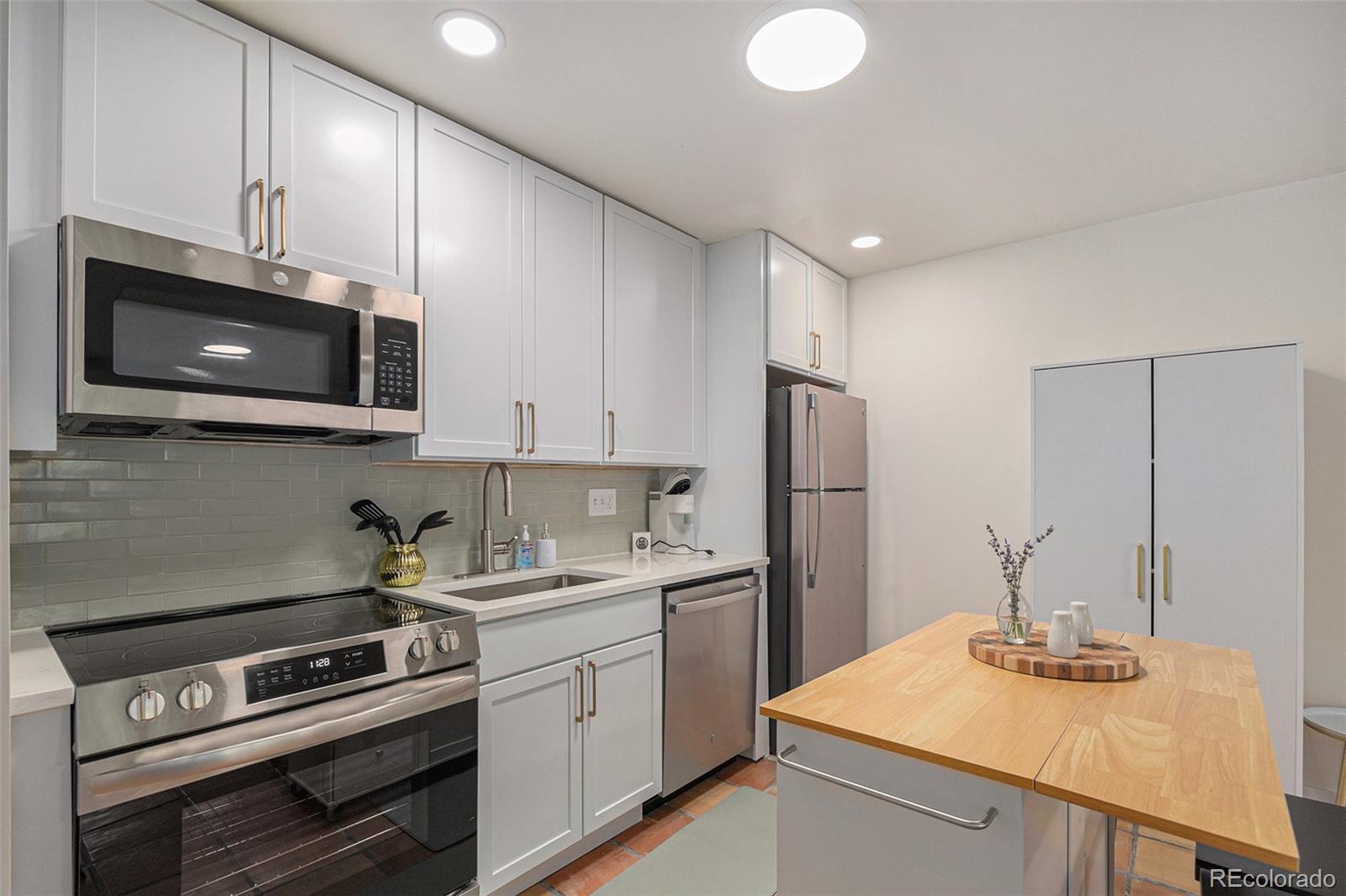 MLS Image #13 for 2314  table heights drive,golden, Colorado