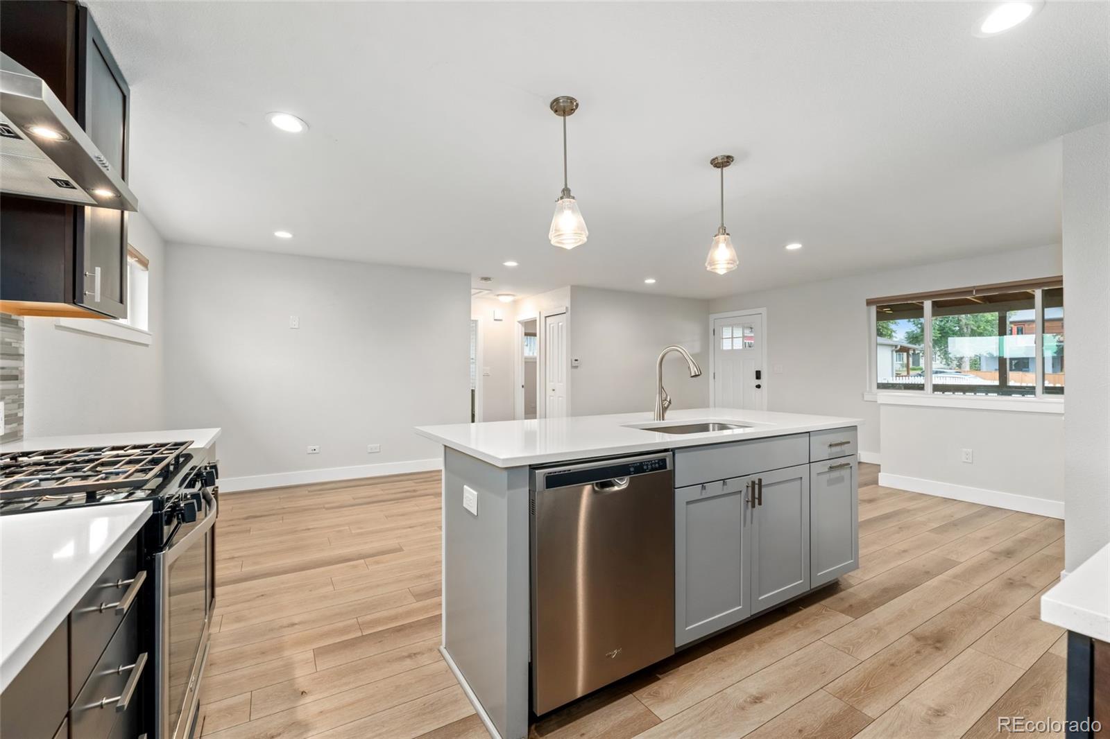 MLS Image #12 for 3251 n cook street,denver, Colorado