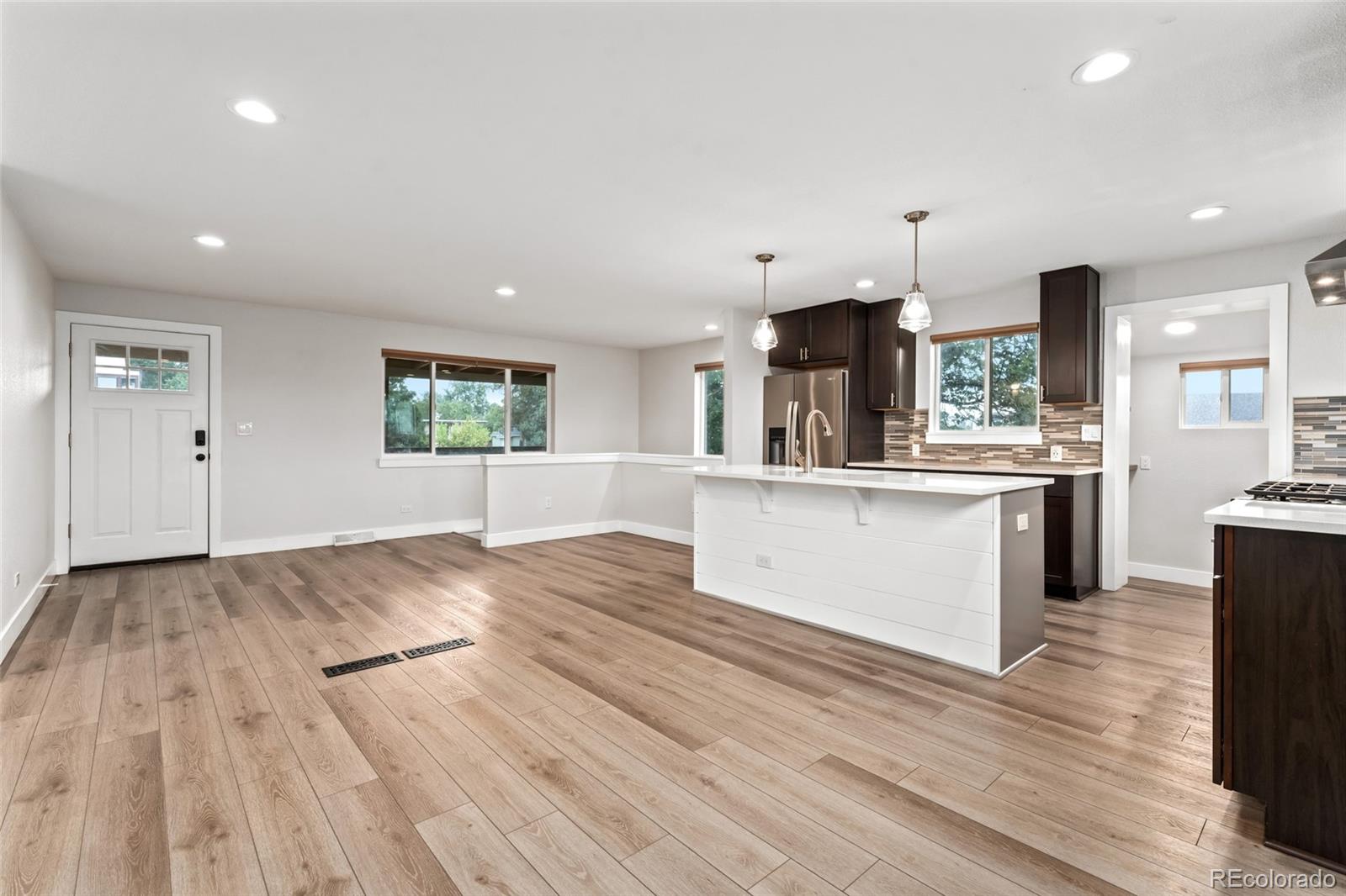 MLS Image #6 for 3251 n cook street,denver, Colorado