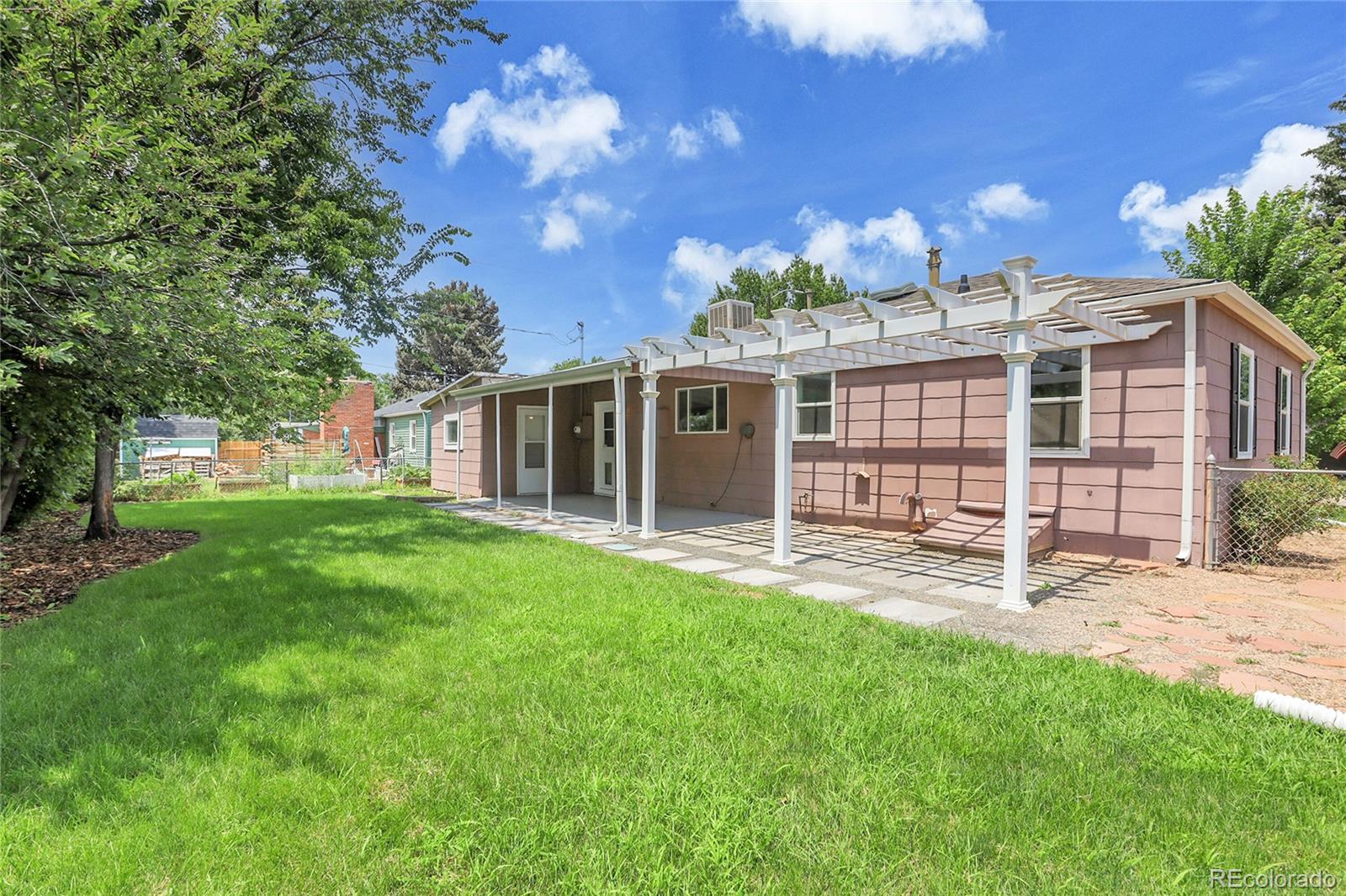 MLS Image #13 for 2054 w arbor avenue,littleton, Colorado