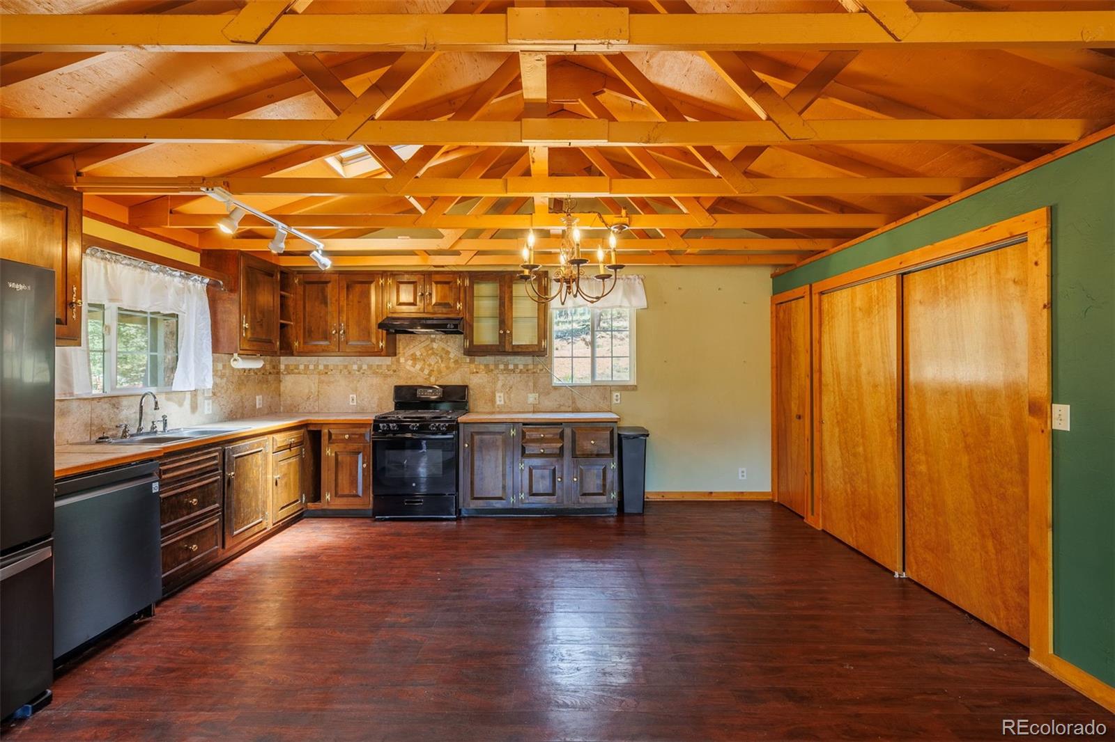 MLS Image #21 for 66  golden lane,florissant, Colorado