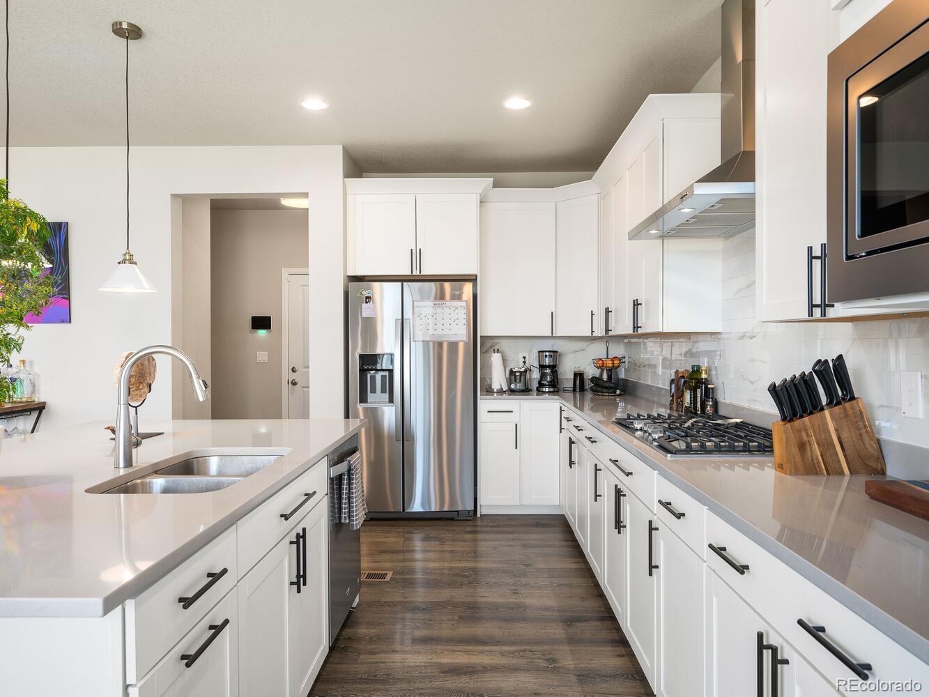 MLS Image #6 for 728  larkspur court,brighton, Colorado