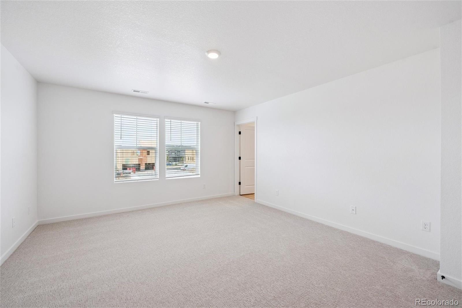 MLS Image #14 for 22253 e 6th place,aurora, Colorado