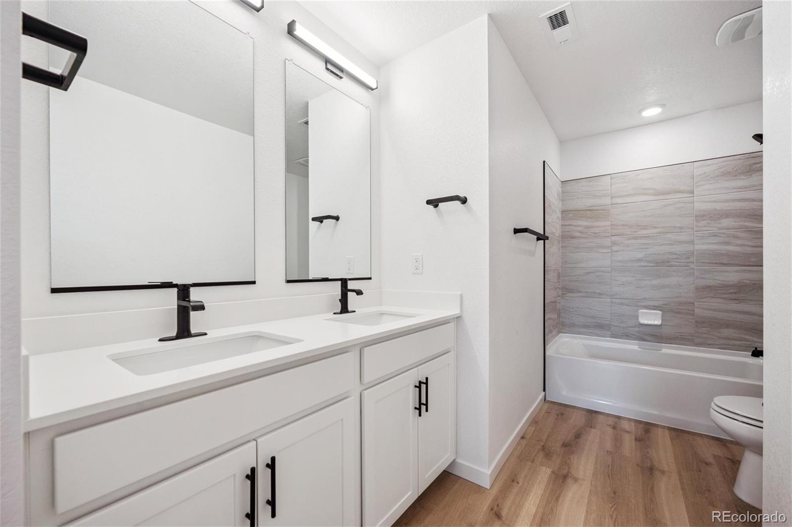 MLS Image #19 for 22253 e 6th place,aurora, Colorado