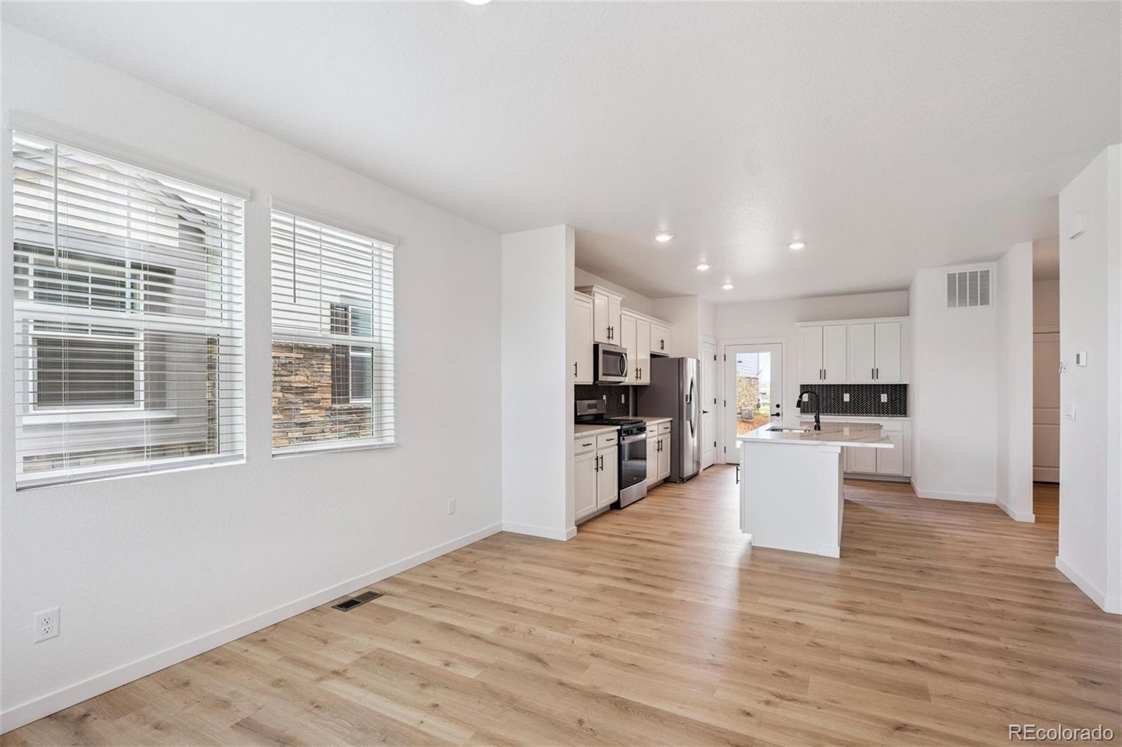 MLS Image #8 for 22253 e 6th place,aurora, Colorado