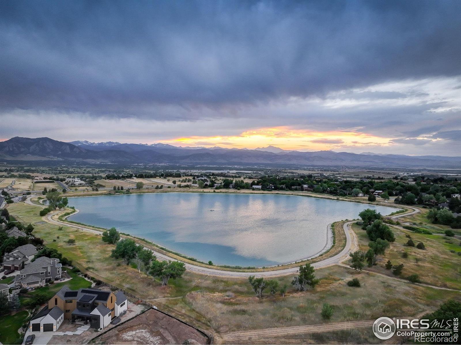 MLS Image #15 for 816  trail ridge drive,louisville, Colorado