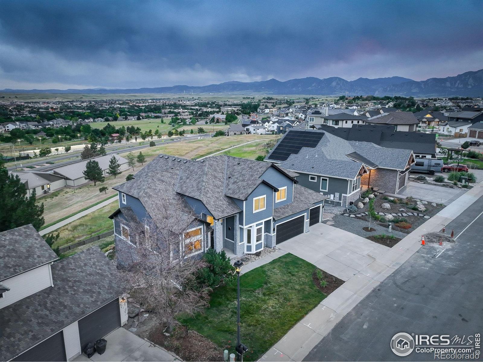 MLS Image #6 for 816  trail ridge drive,louisville, Colorado