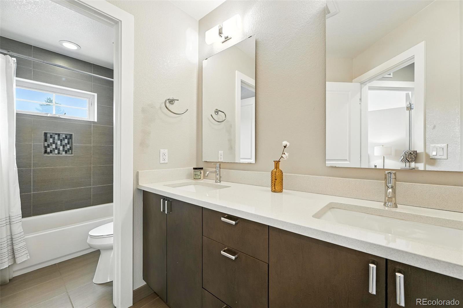 MLS Image #26 for 2077 s clayton street,denver, Colorado