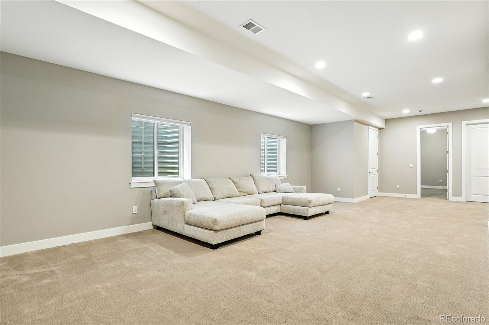 MLS Image #29 for 2077 s clayton street,denver, Colorado