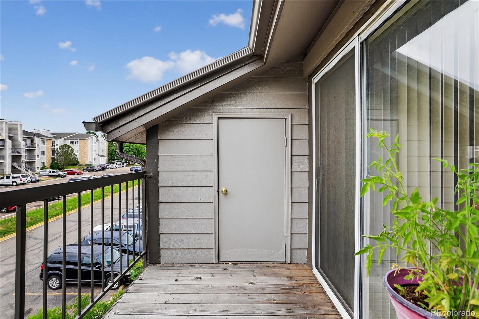 MLS Image #21 for 2575 s syracuse way,denver, Colorado