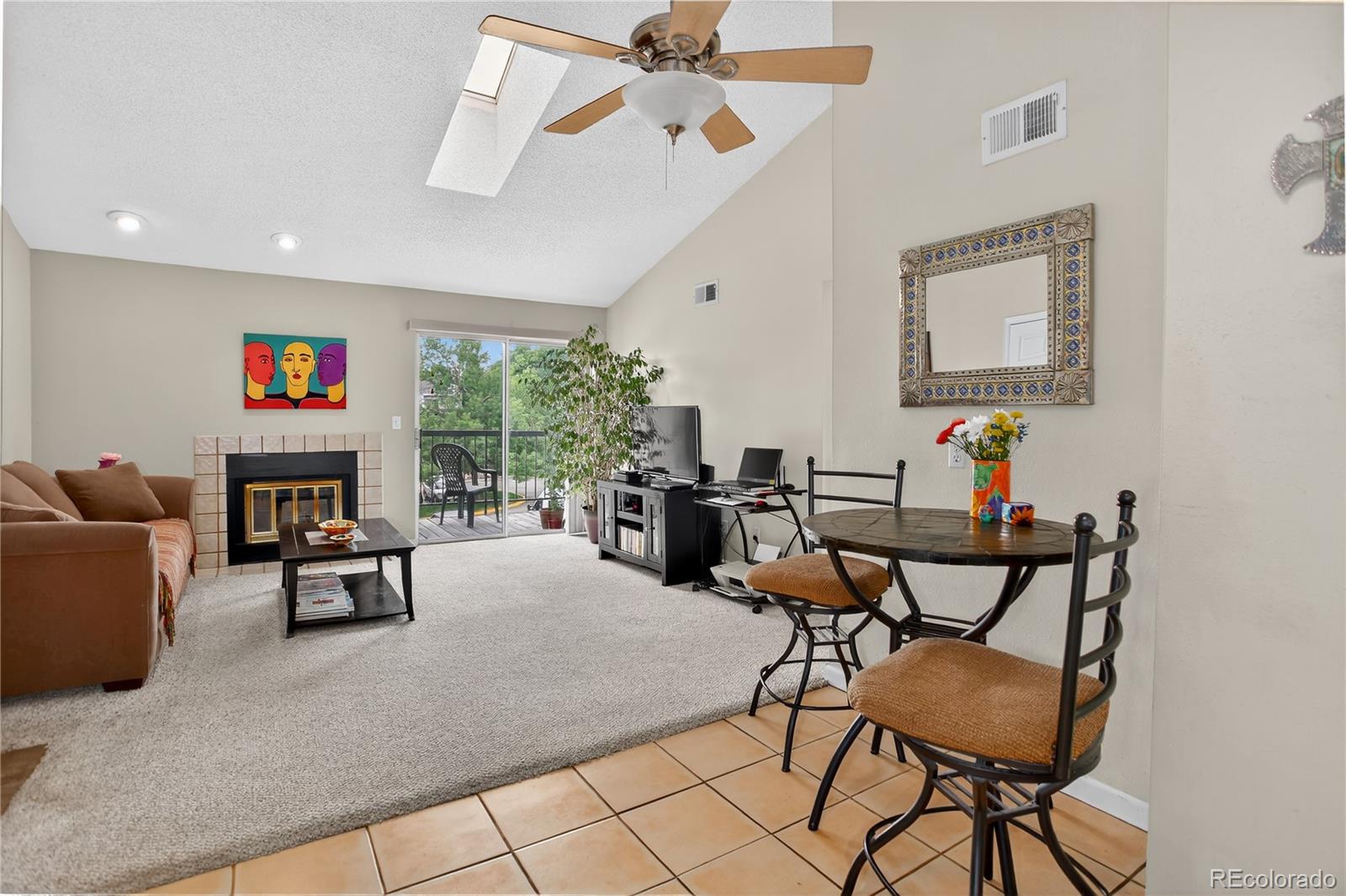 MLS Image #4 for 2575 s syracuse way,denver, Colorado