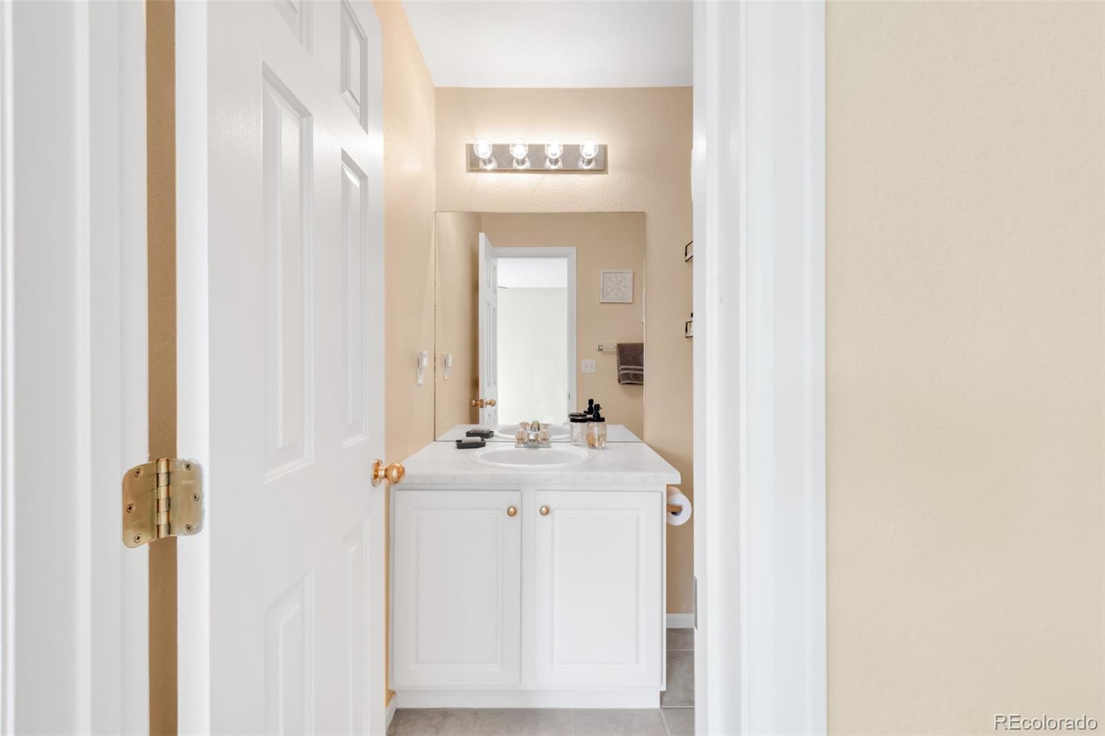 MLS Image #21 for 264  quari street,aurora, Colorado
