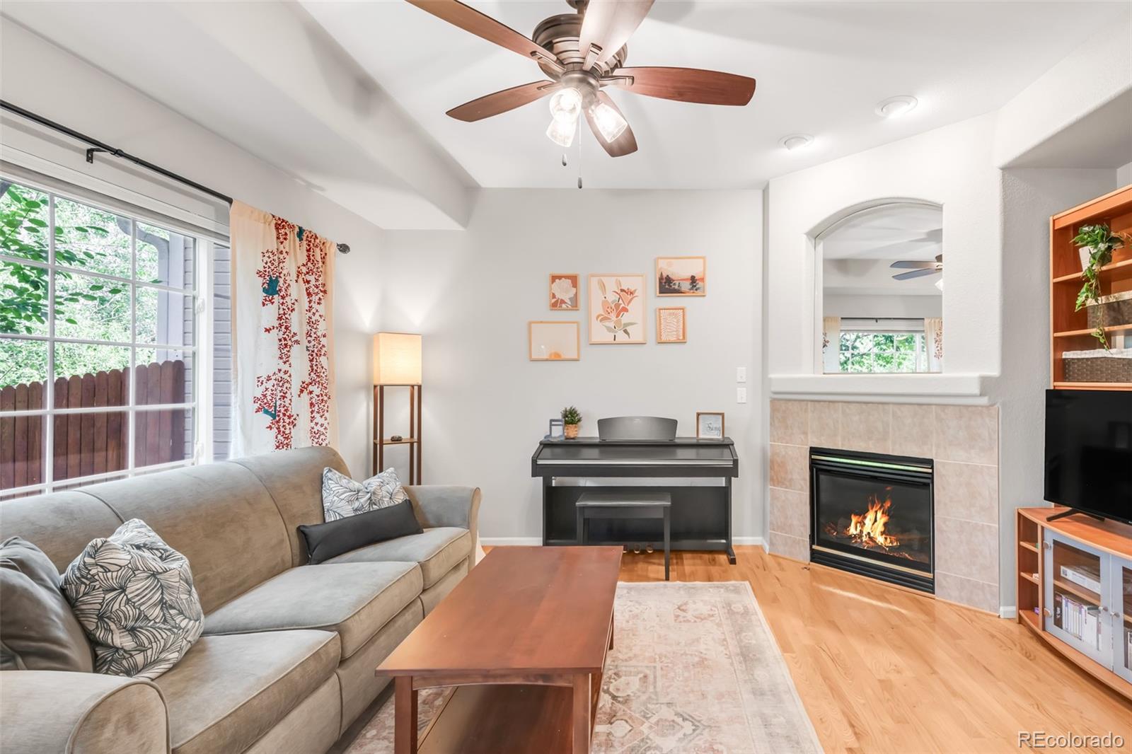 MLS Image #4 for 264  quari street,aurora, Colorado