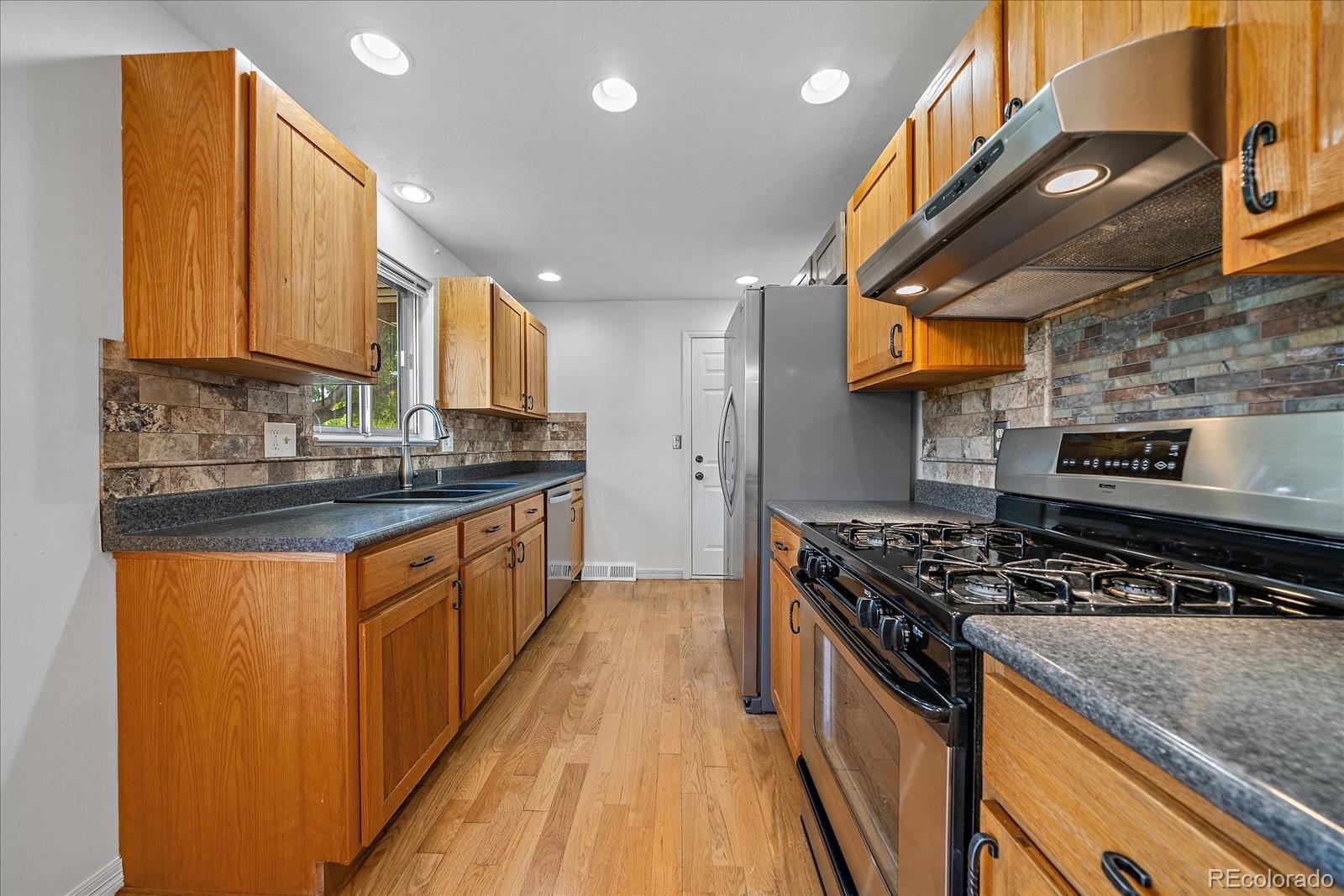 MLS Image #12 for 7091 w 78th place,arvada, Colorado