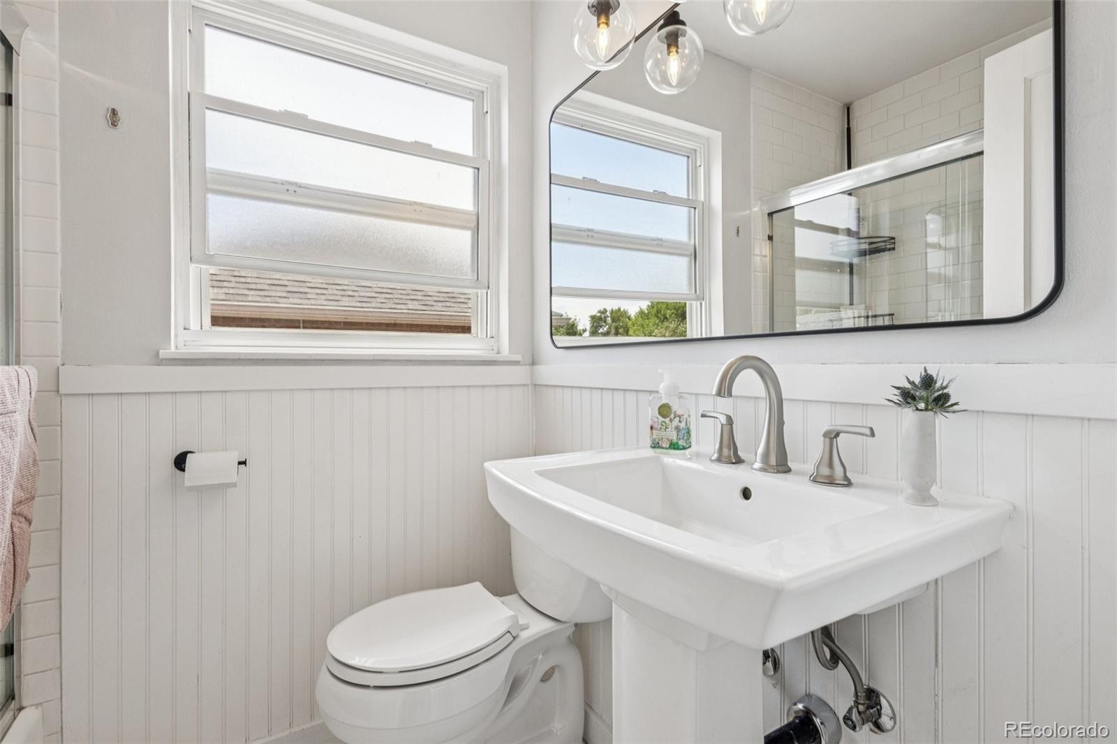 MLS Image #15 for 2635  niagara street,denver, Colorado