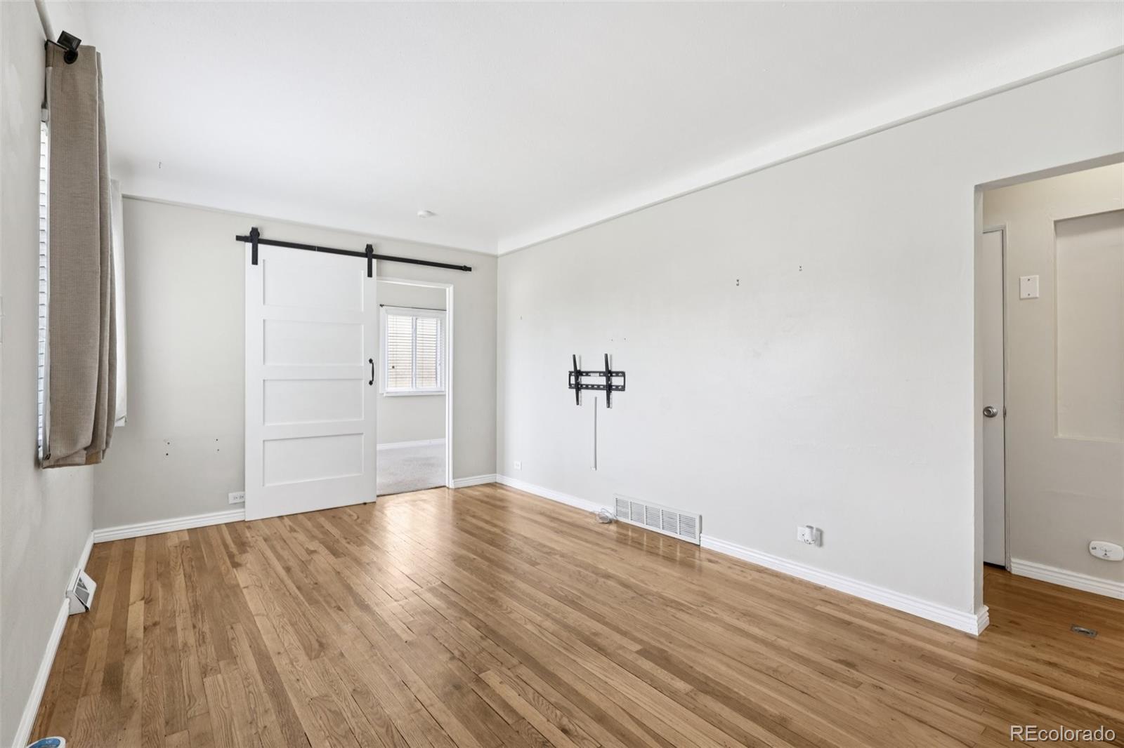 MLS Image #2 for 4580 s sherman street,englewood, Colorado