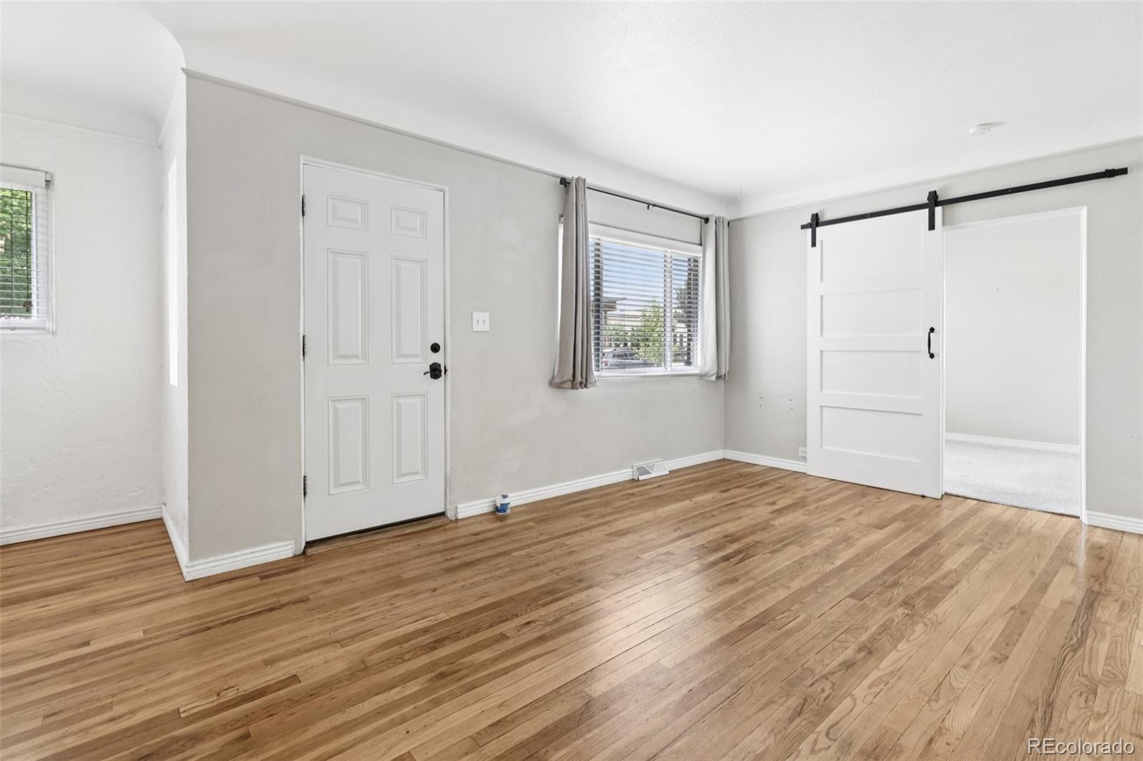 MLS Image #3 for 4580 s sherman street,englewood, Colorado