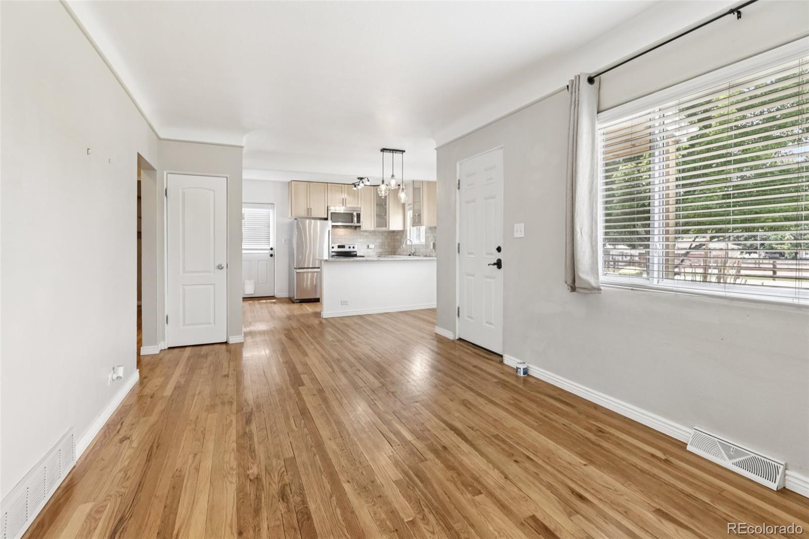 MLS Image #6 for 4580 s sherman street,englewood, Colorado