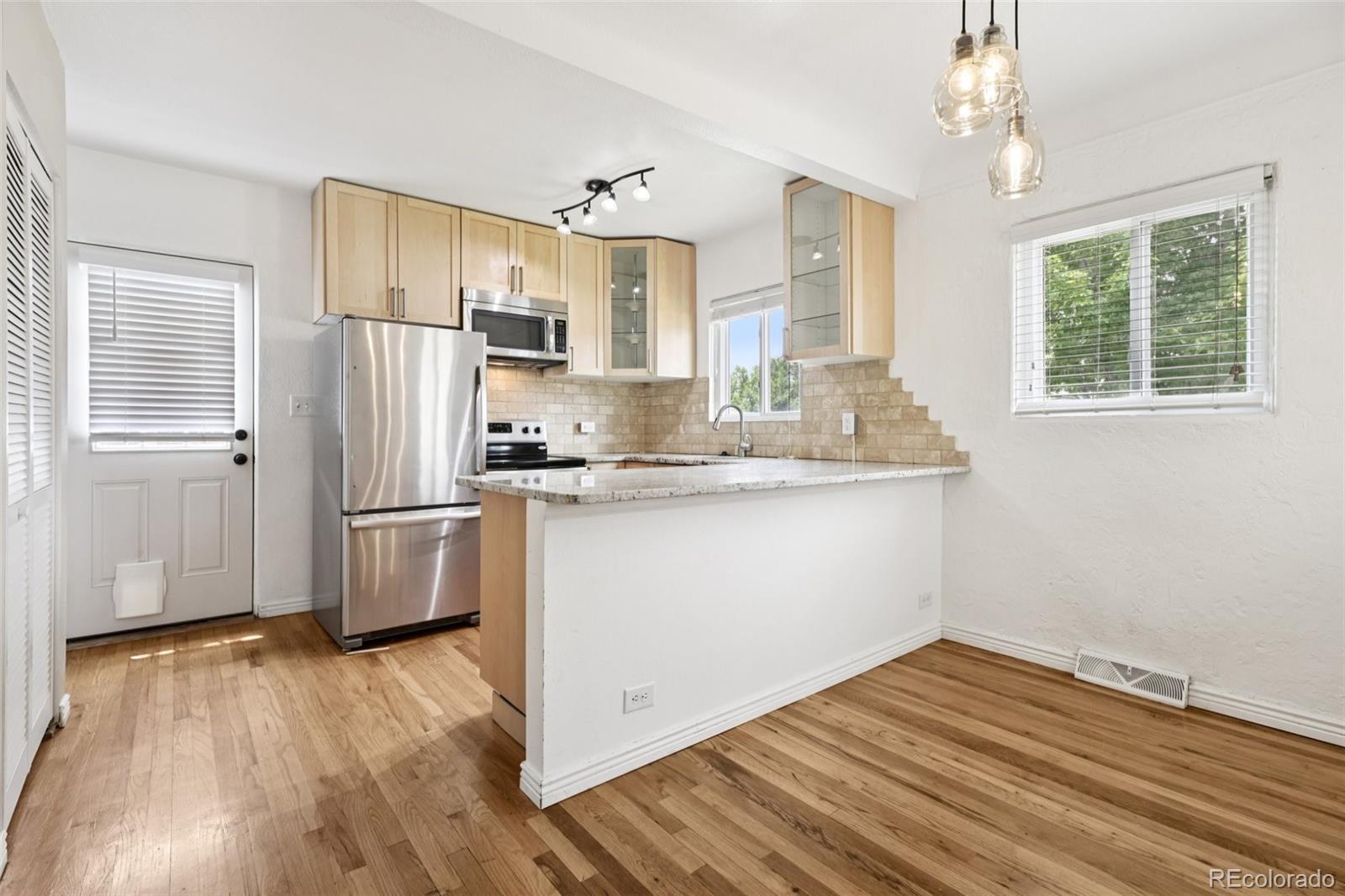 MLS Image #8 for 4580 s sherman street,englewood, Colorado