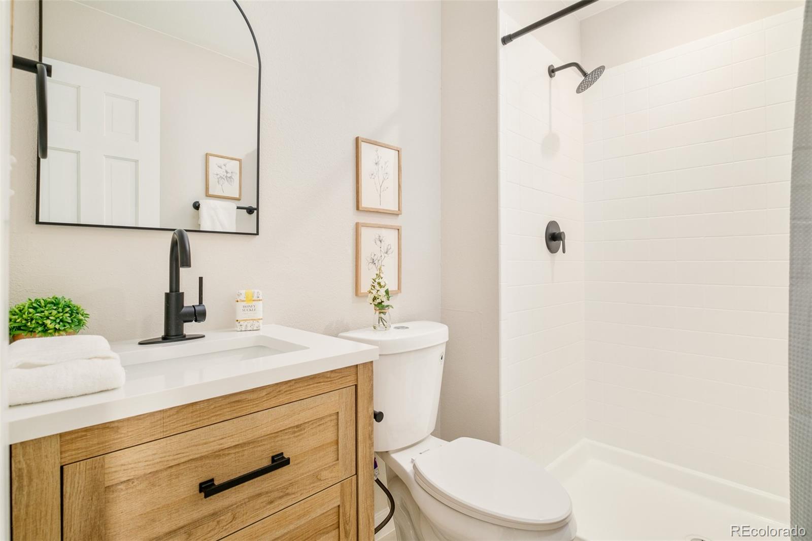 MLS Image #16 for 15916 e crestridge place,aurora, Colorado
