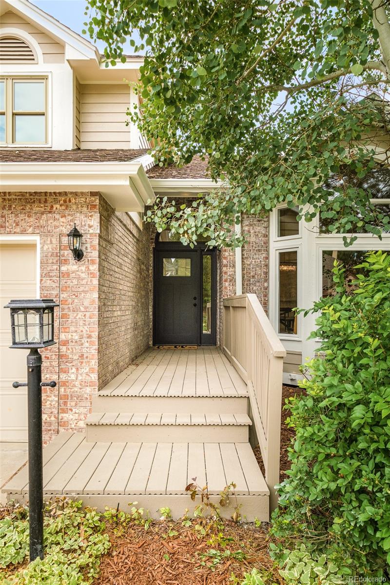 MLS Image #2 for 15916 e crestridge place,aurora, Colorado