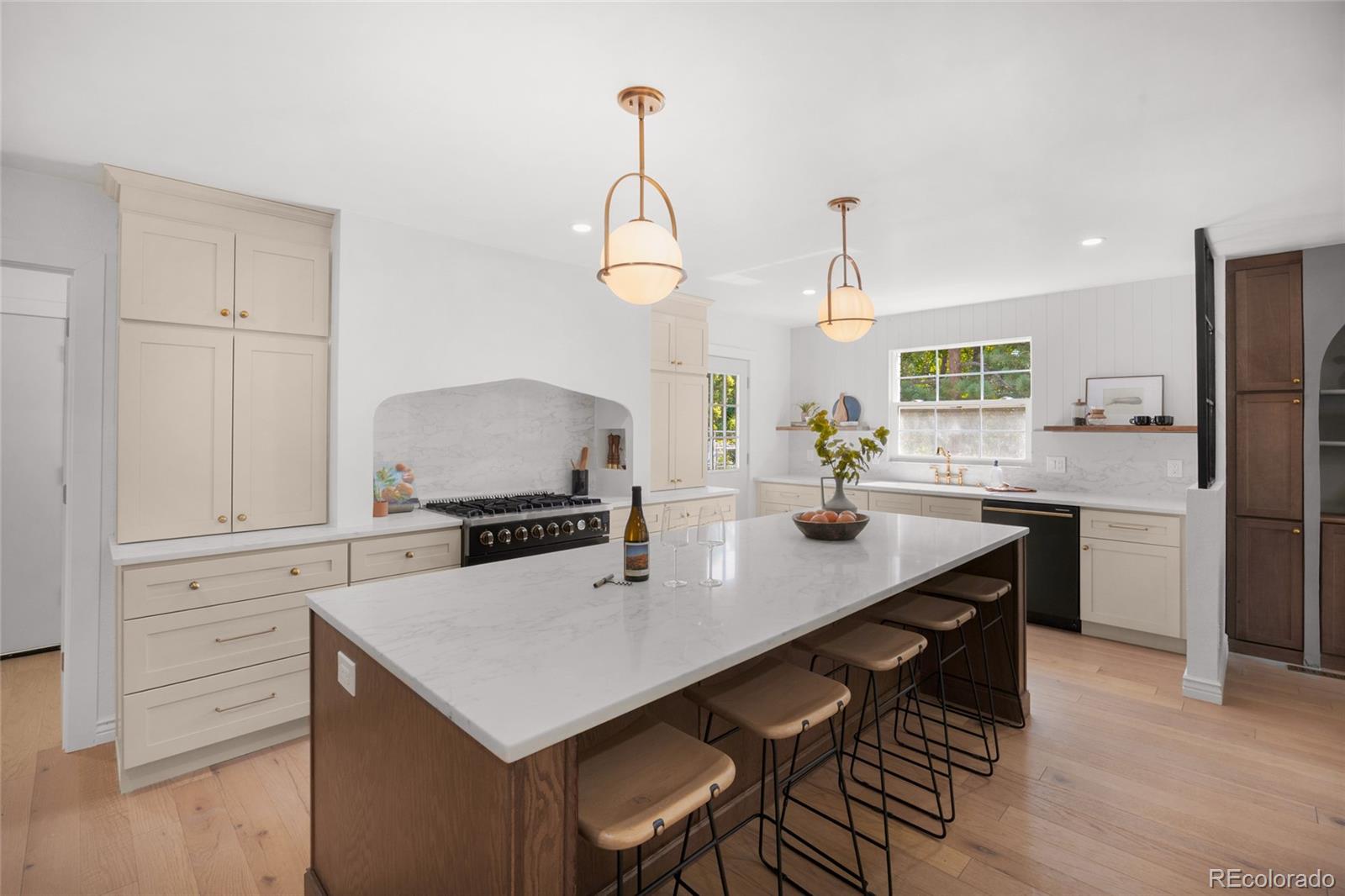 MLS Image #1 for 8722 s balsam street,littleton, Colorado