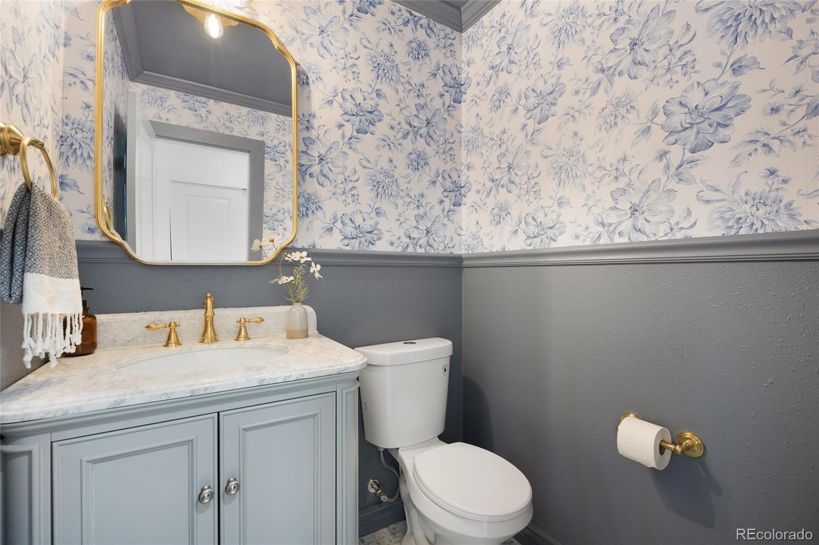 MLS Image #14 for 8722 s balsam street,littleton, Colorado